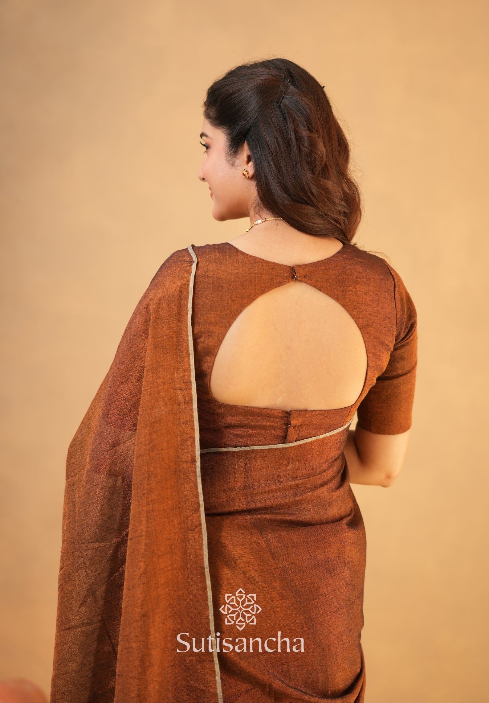 Tissue Charm Light and Lustrous Linen Saree