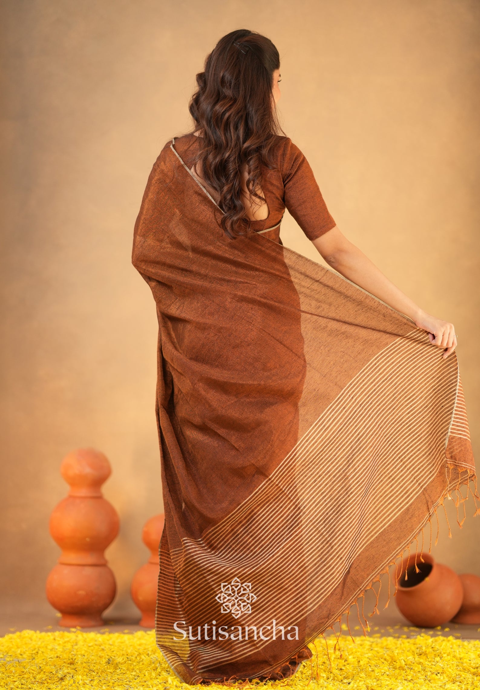 Tissue Charm Light and Lustrous Linen Saree
