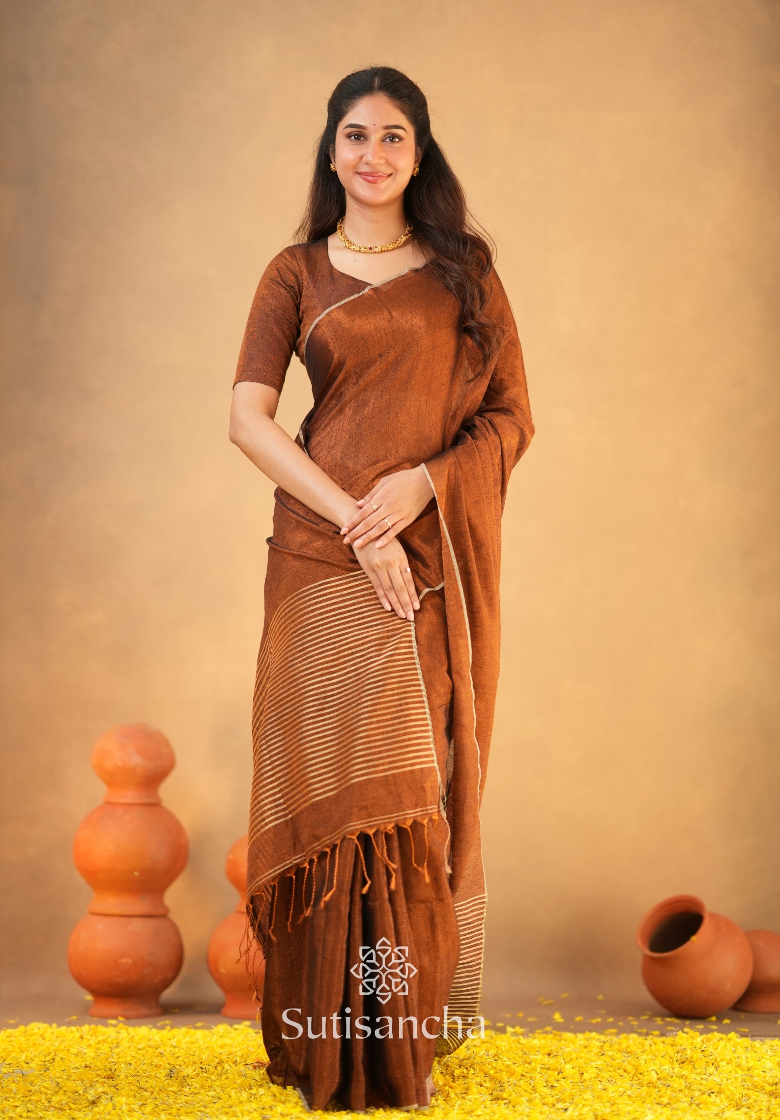Tissue Charm Light and Lustrous Linen Saree