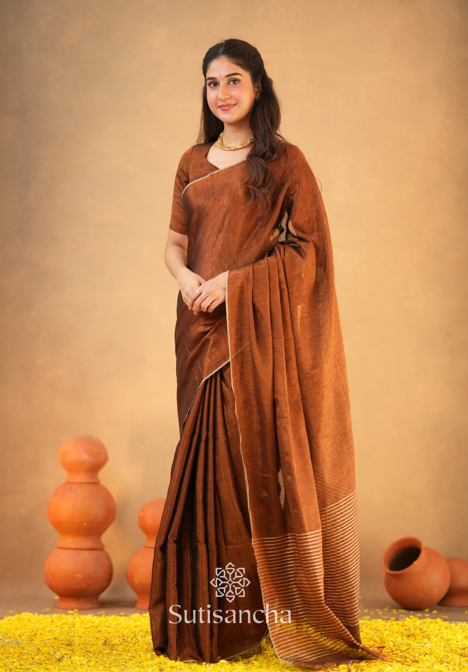 Tissue Charm Light and Lustrous Linen Saree