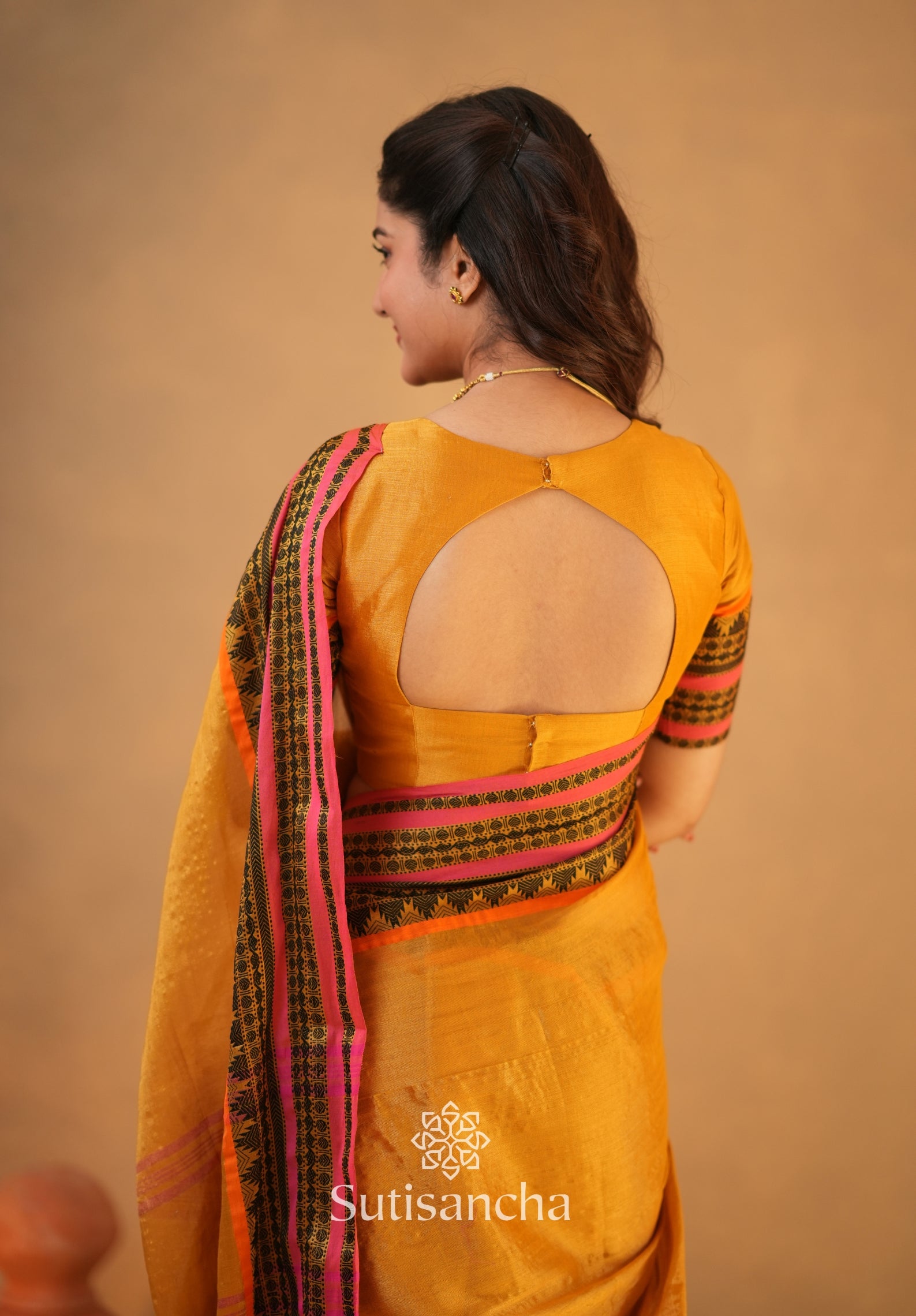 South Charm Tissue Cotton Saree with Traditional Border