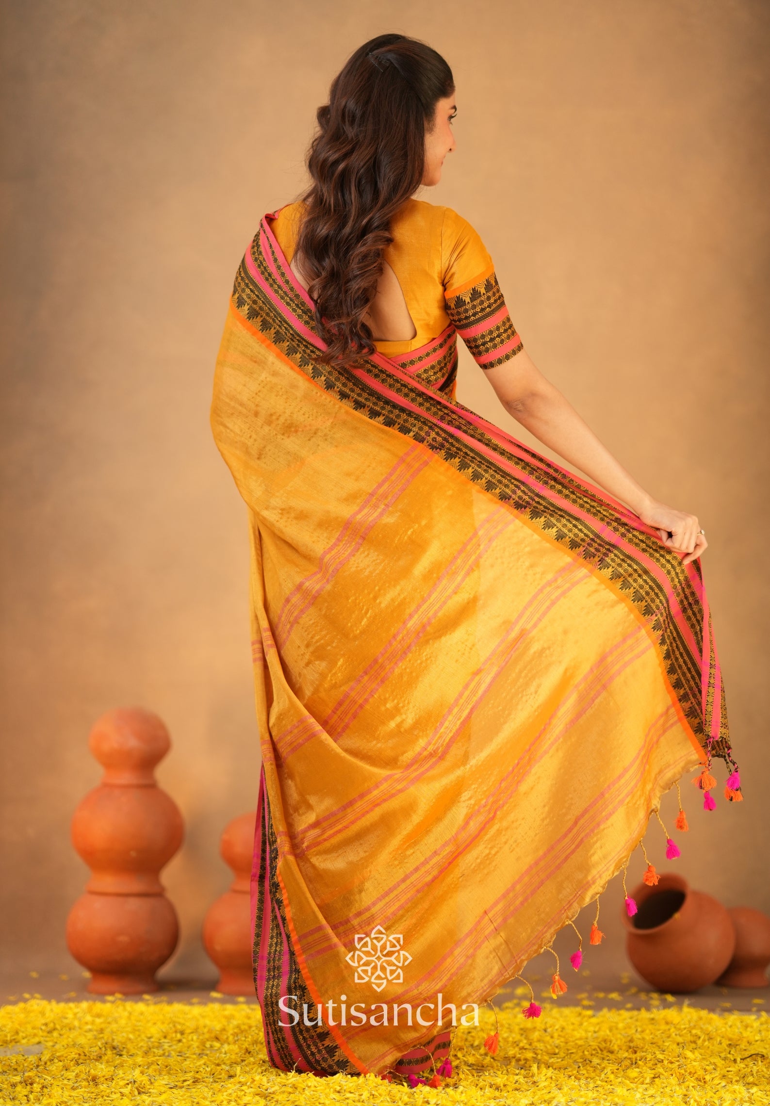 South Charm Tissue Cotton Saree with Traditional Border