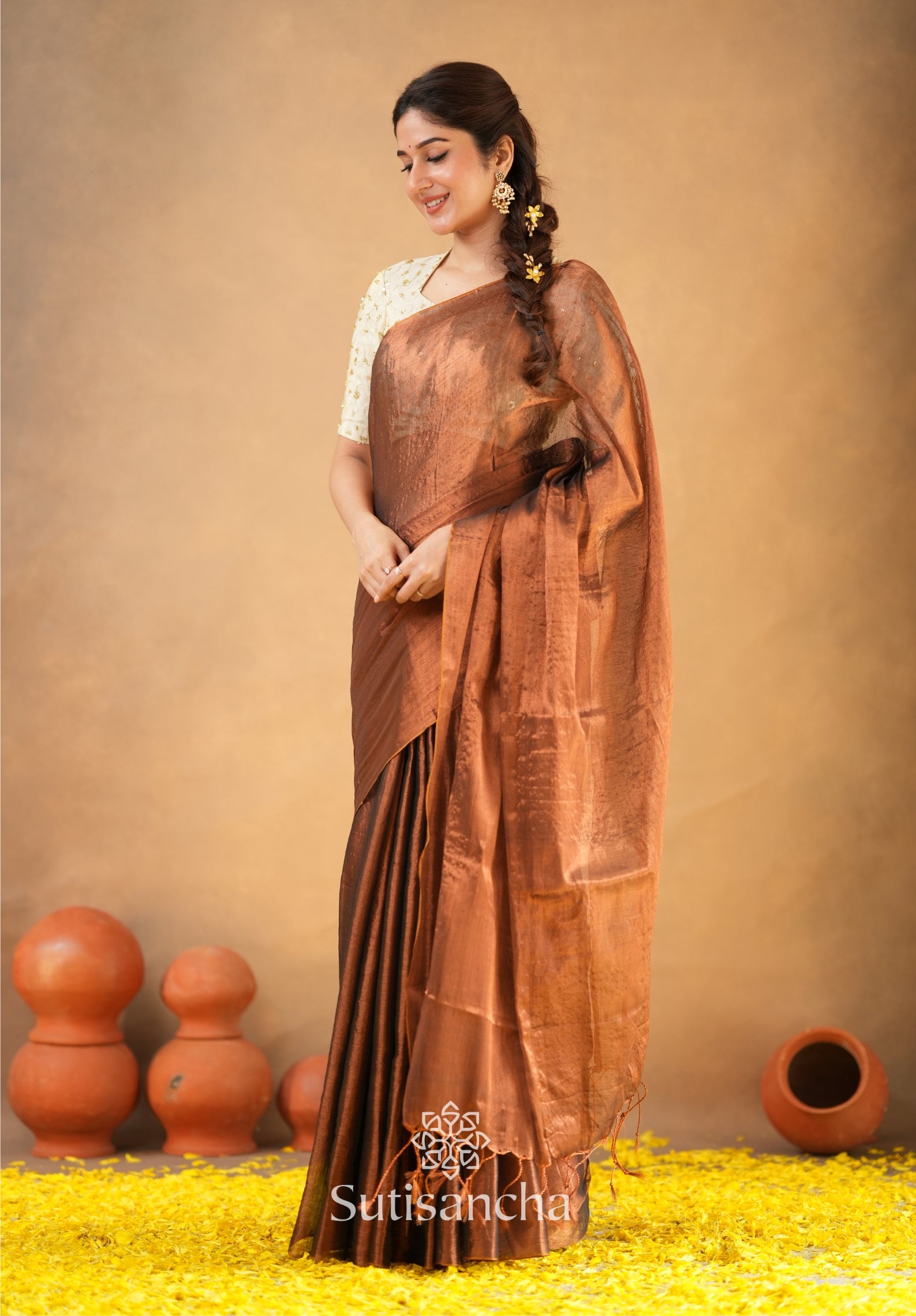 Beads Bloom Tissue Elegance