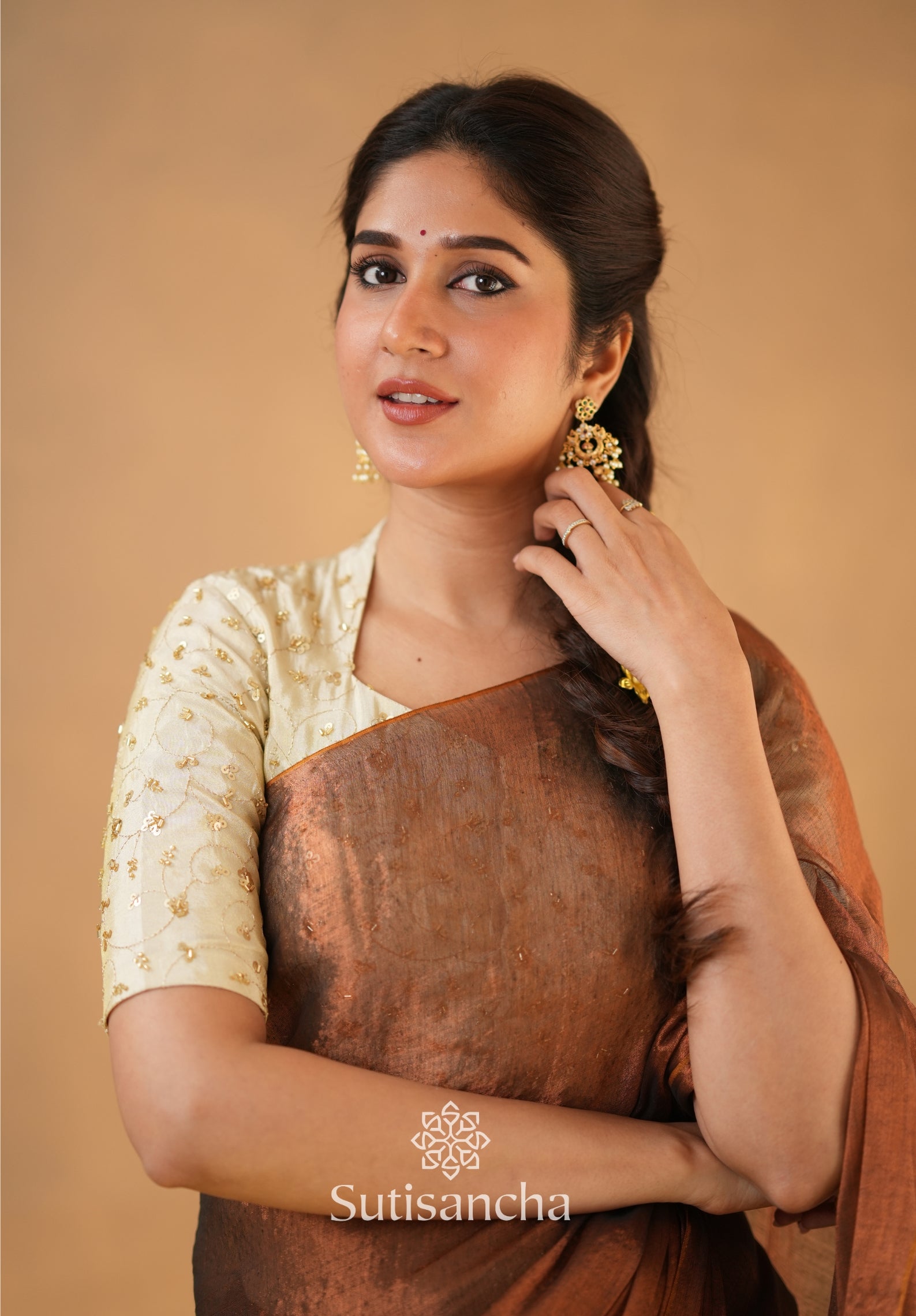 Beads Bloom Tissue Elegance