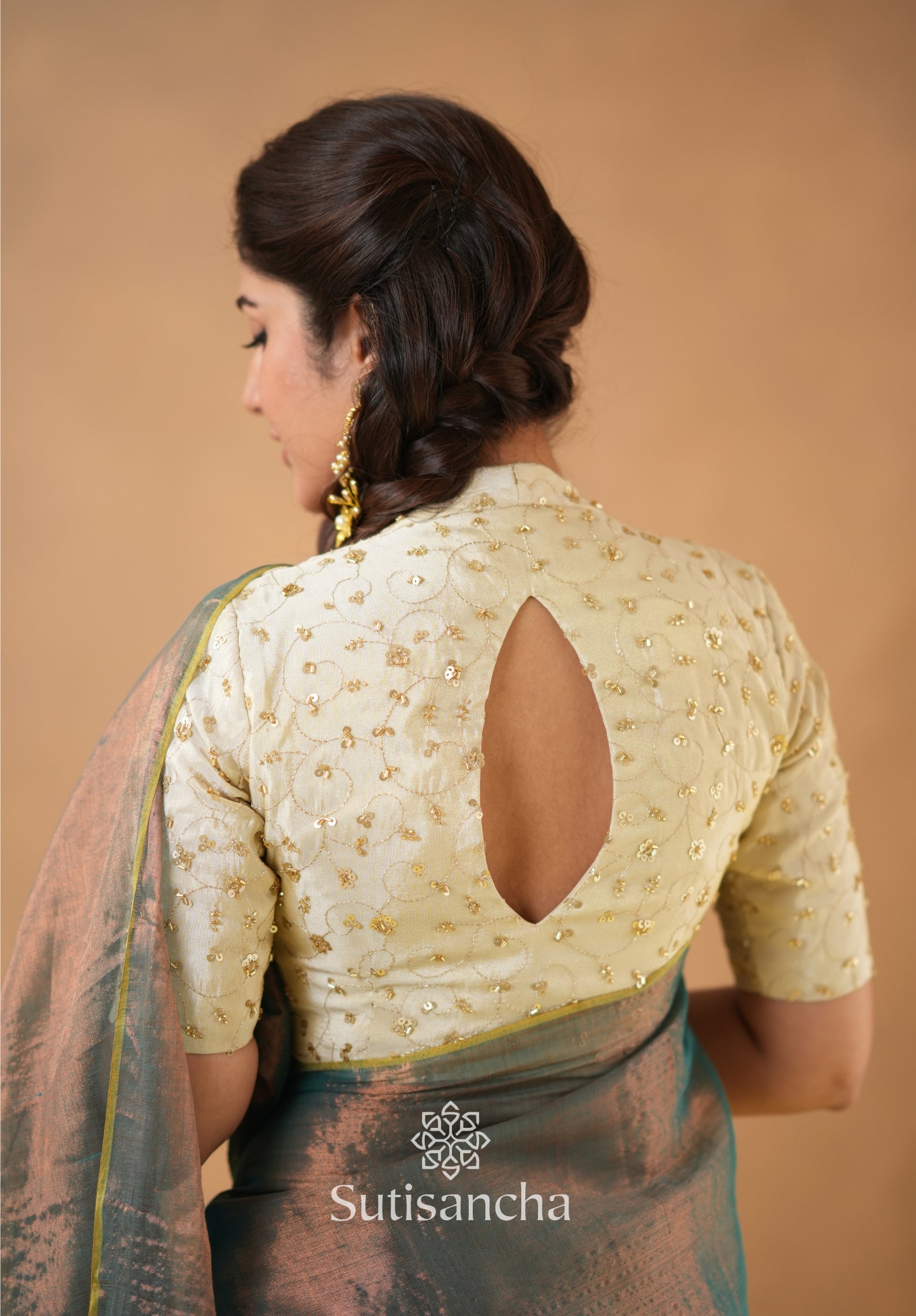 Beads Bloom Tissue Elegance