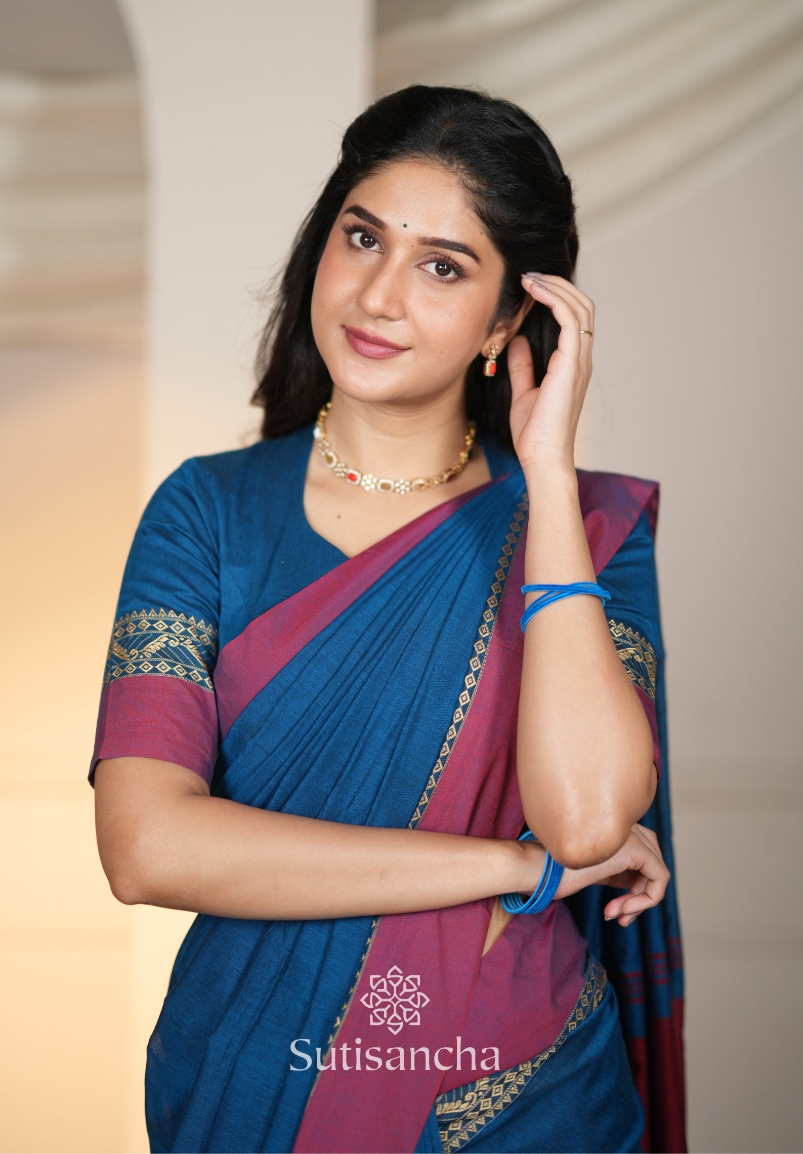 The Weaver's Touch: Pure Bengal Cotton Saree with Timeless Appeal