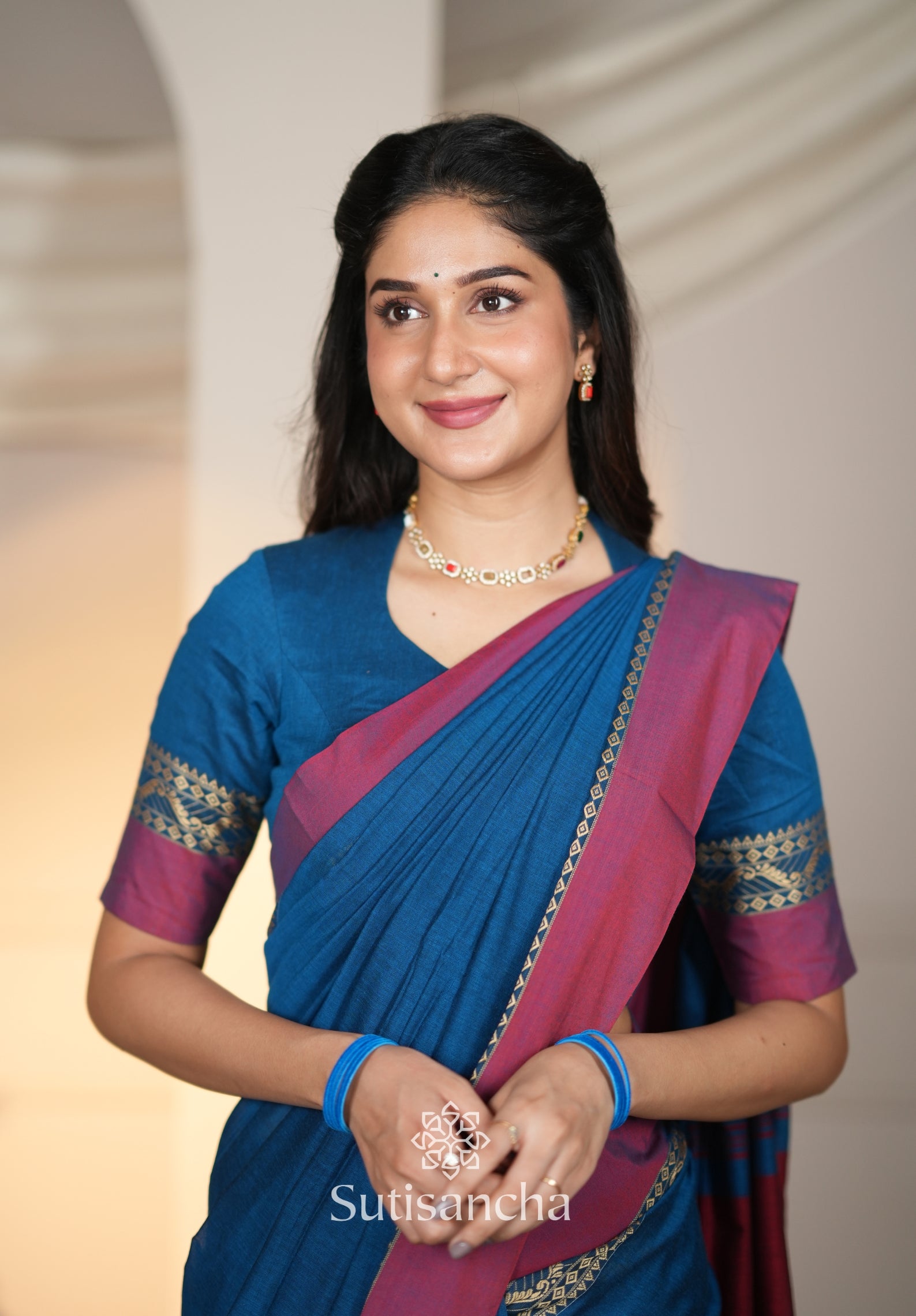 The Weaver's Touch: Pure Bengal Cotton Saree with Timeless Appeal