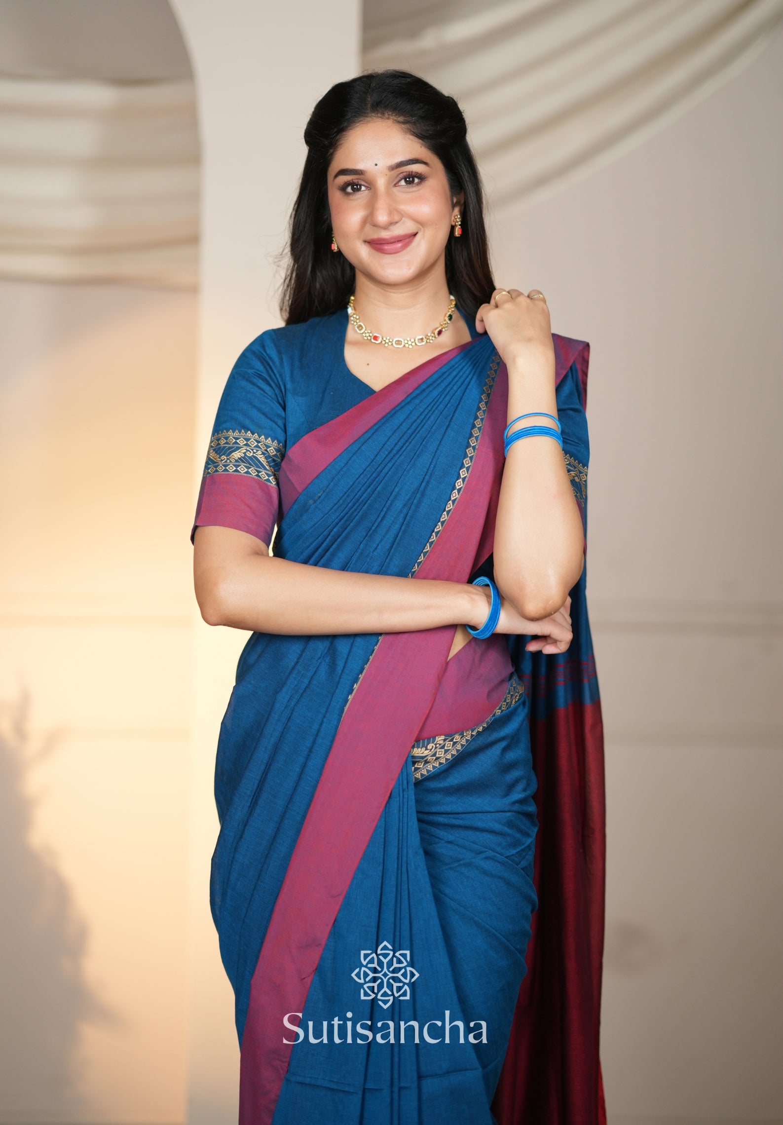 The Weaver's Touch: Pure Bengal Cotton Saree with Timeless Appeal