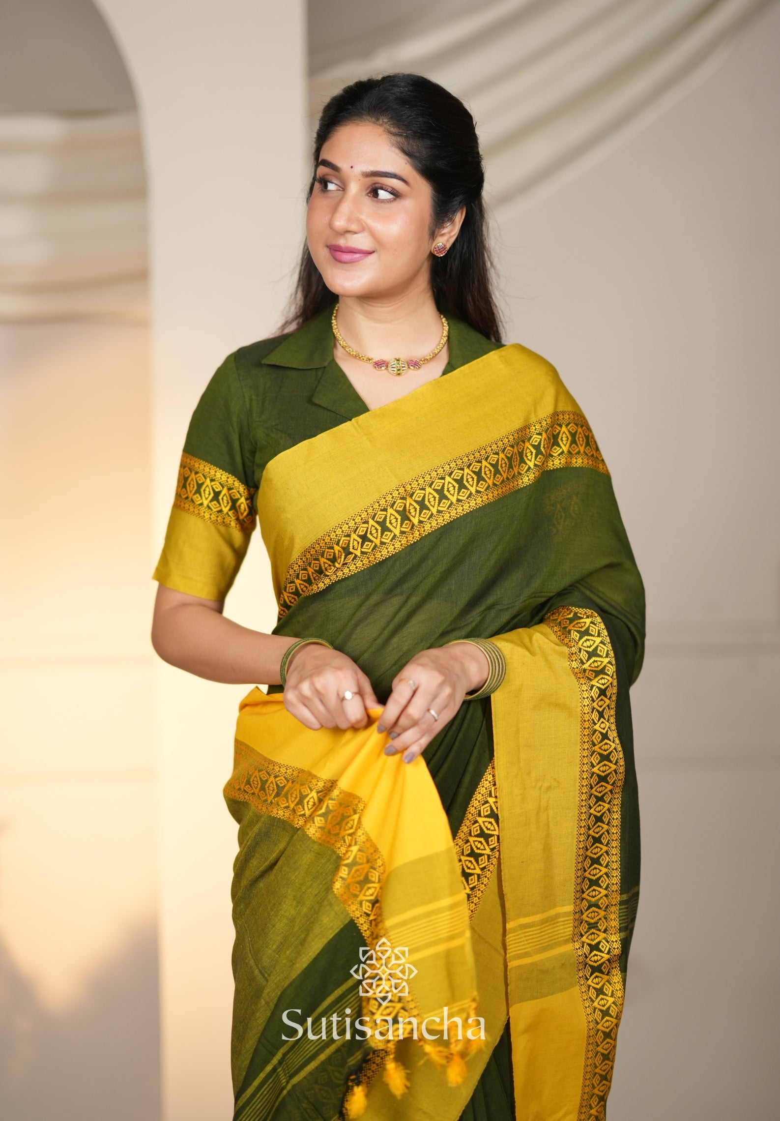 Timeless Weave Bengal Cotton Saree by Sutisancha