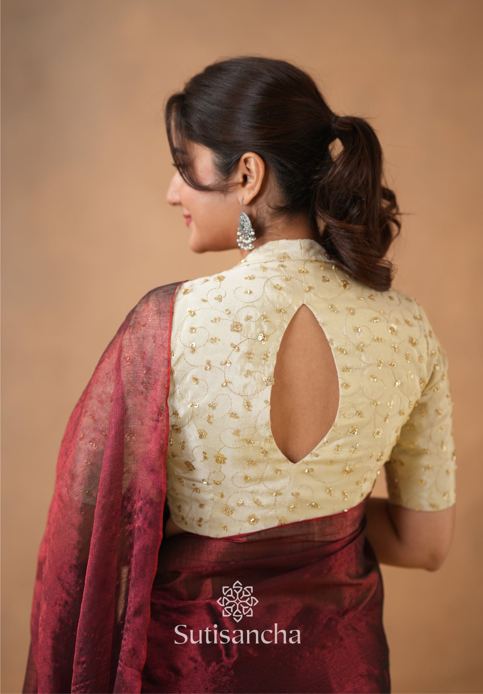 Beads Bloom Tissue Elegance