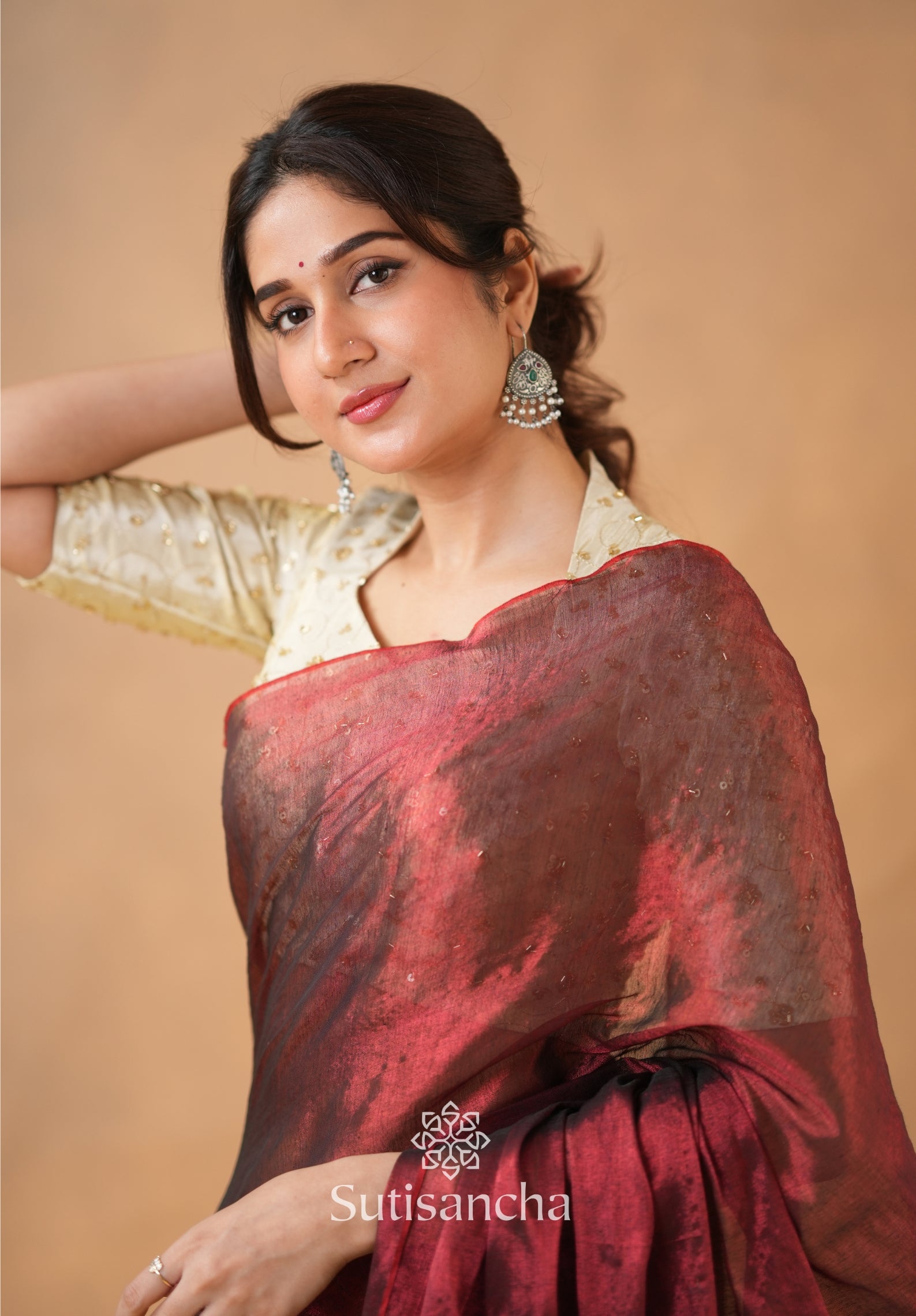 Beads Bloom Tissue Elegance