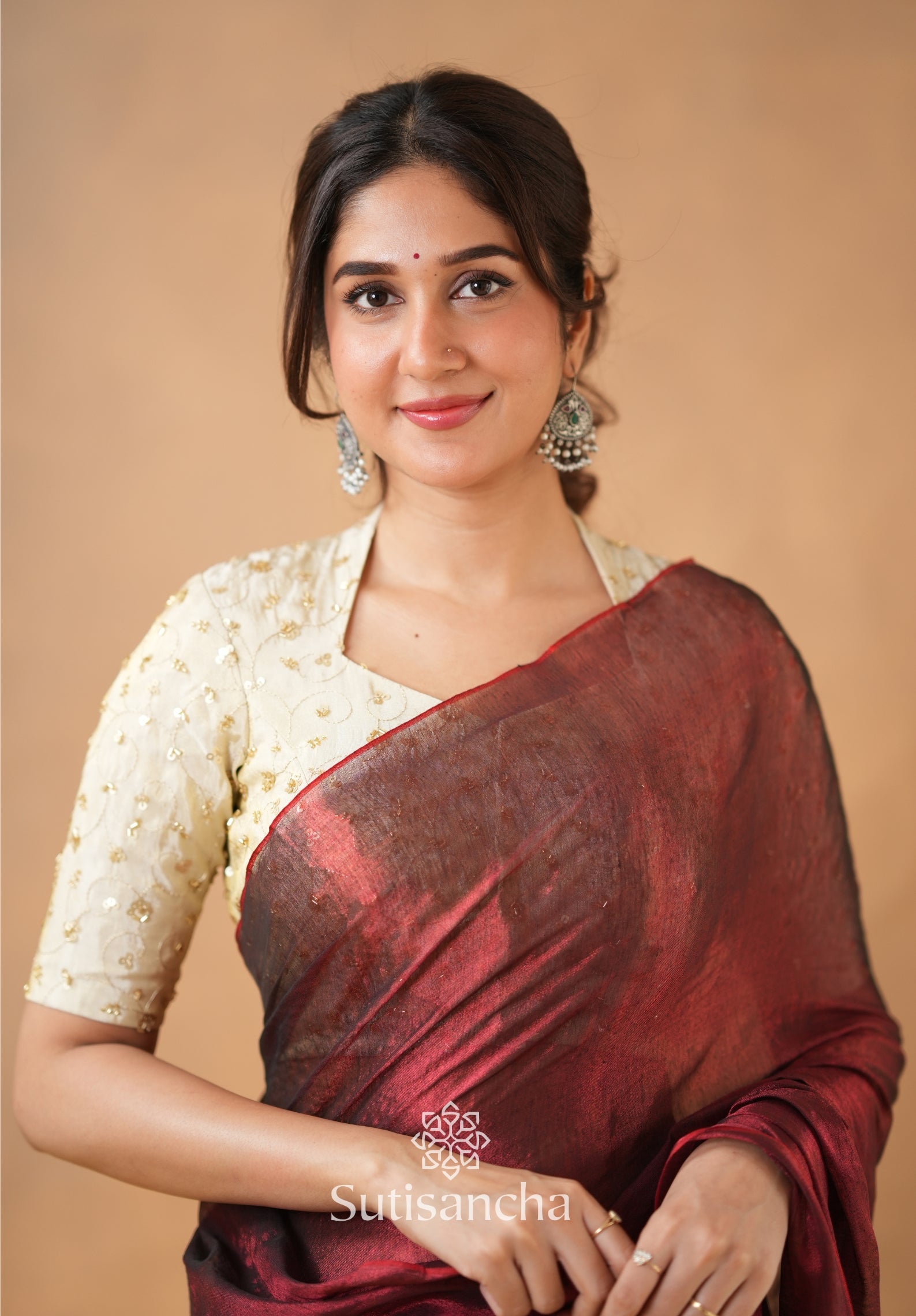 Beads Bloom Tissue Elegance