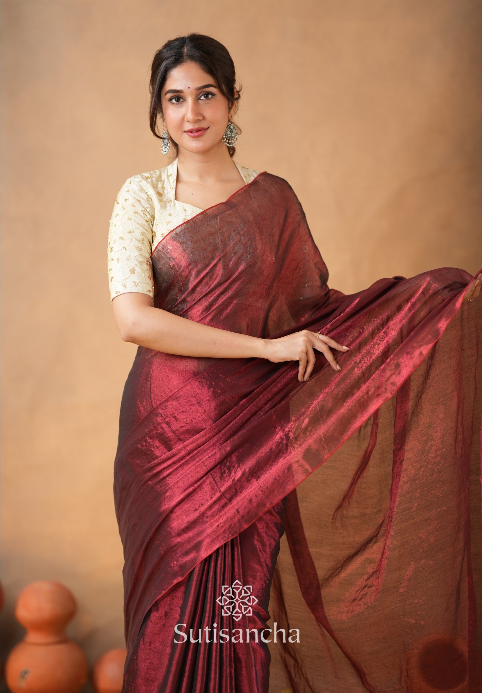 Beads Bloom Tissue Elegance