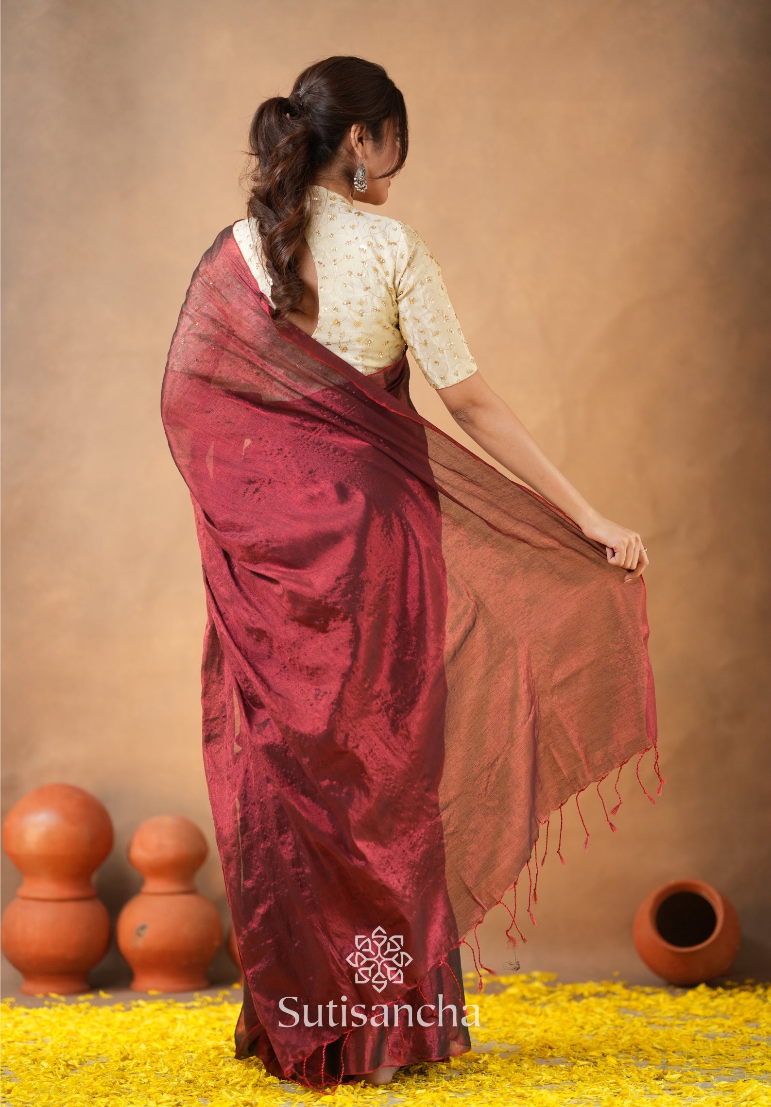 Beads Bloom Tissue Elegance