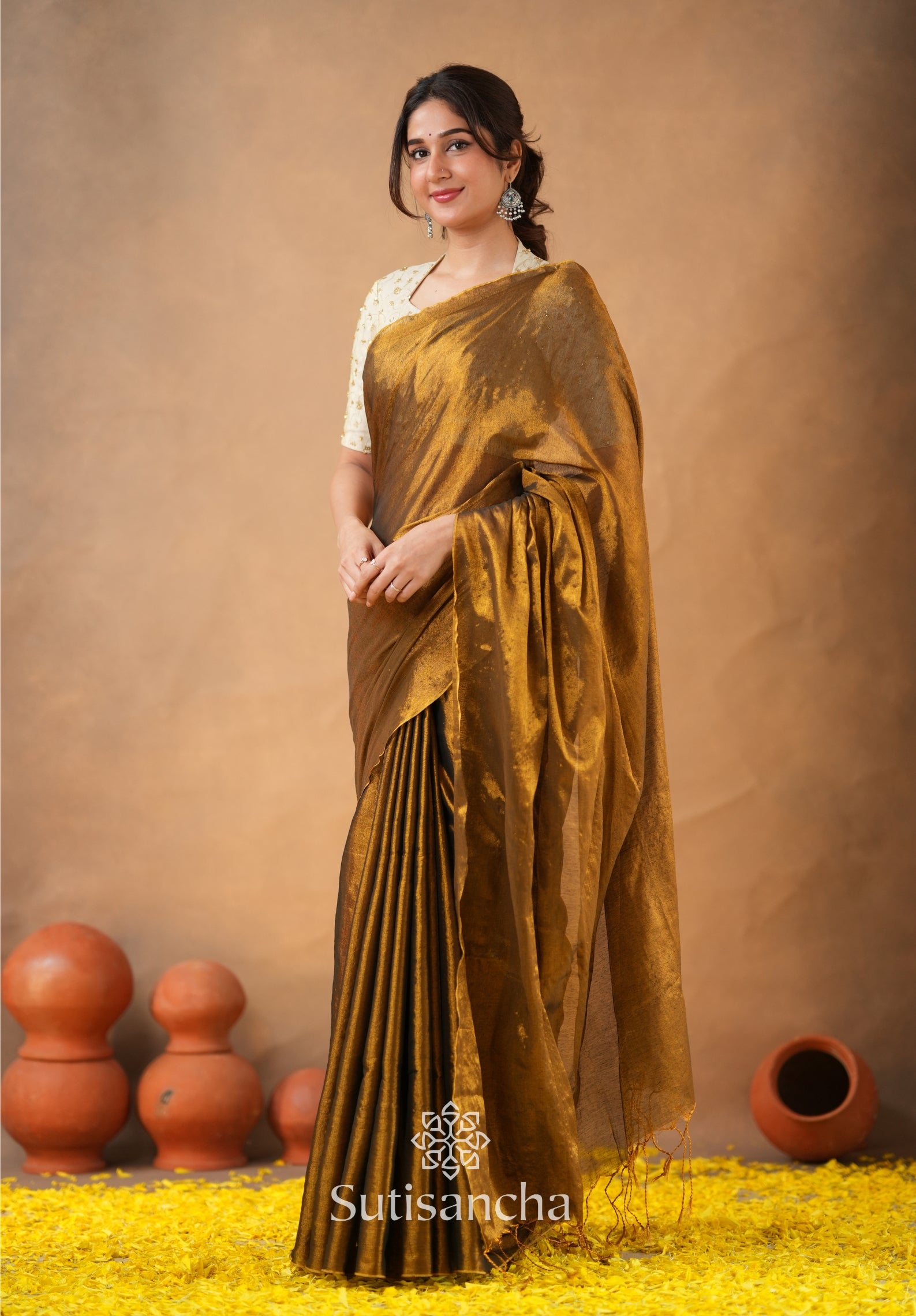 Beads Bloom Tissue Elegance