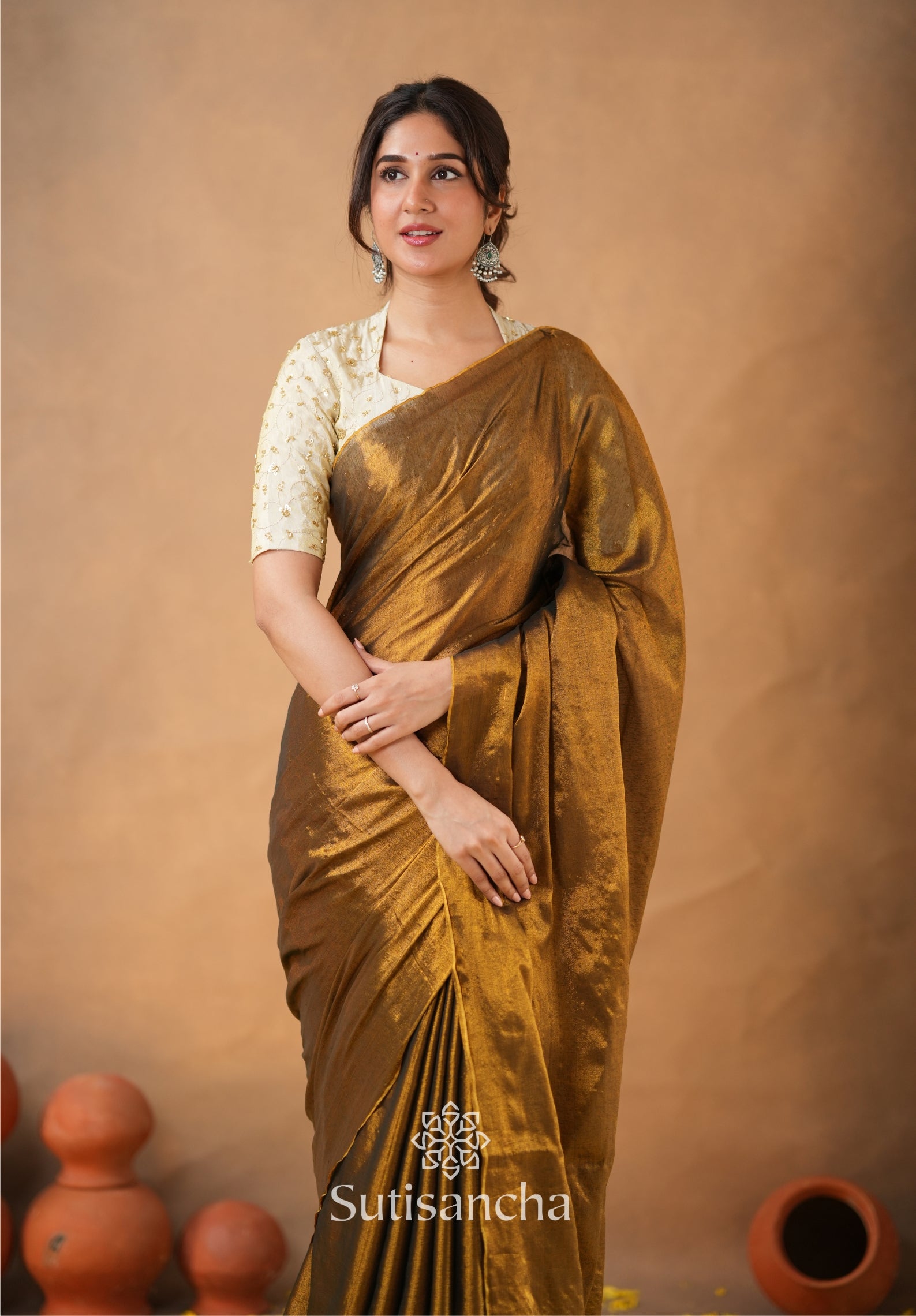 Beads Bloom Tissue Elegance