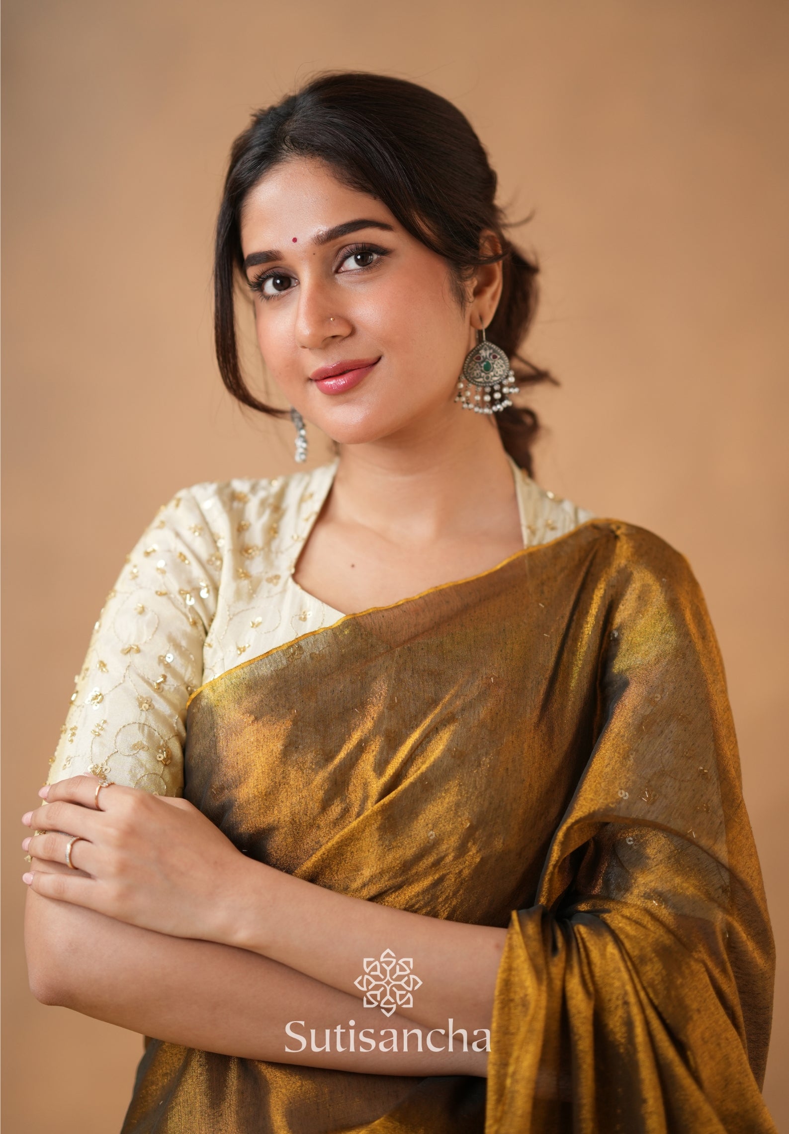 Beads Bloom Tissue Elegance