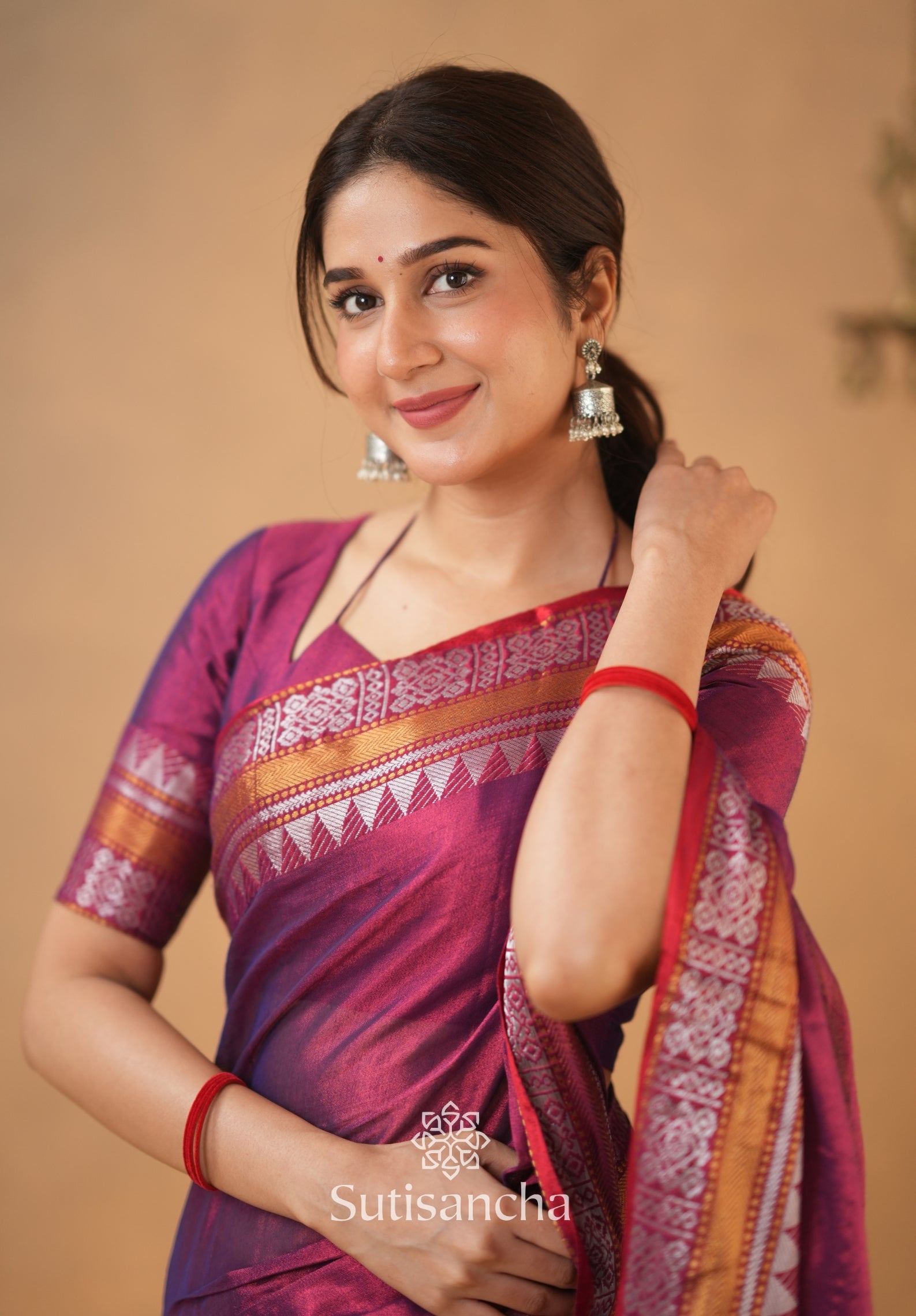 Artisan’s Touch: Magenta Handloom Tissue Cotton Saree