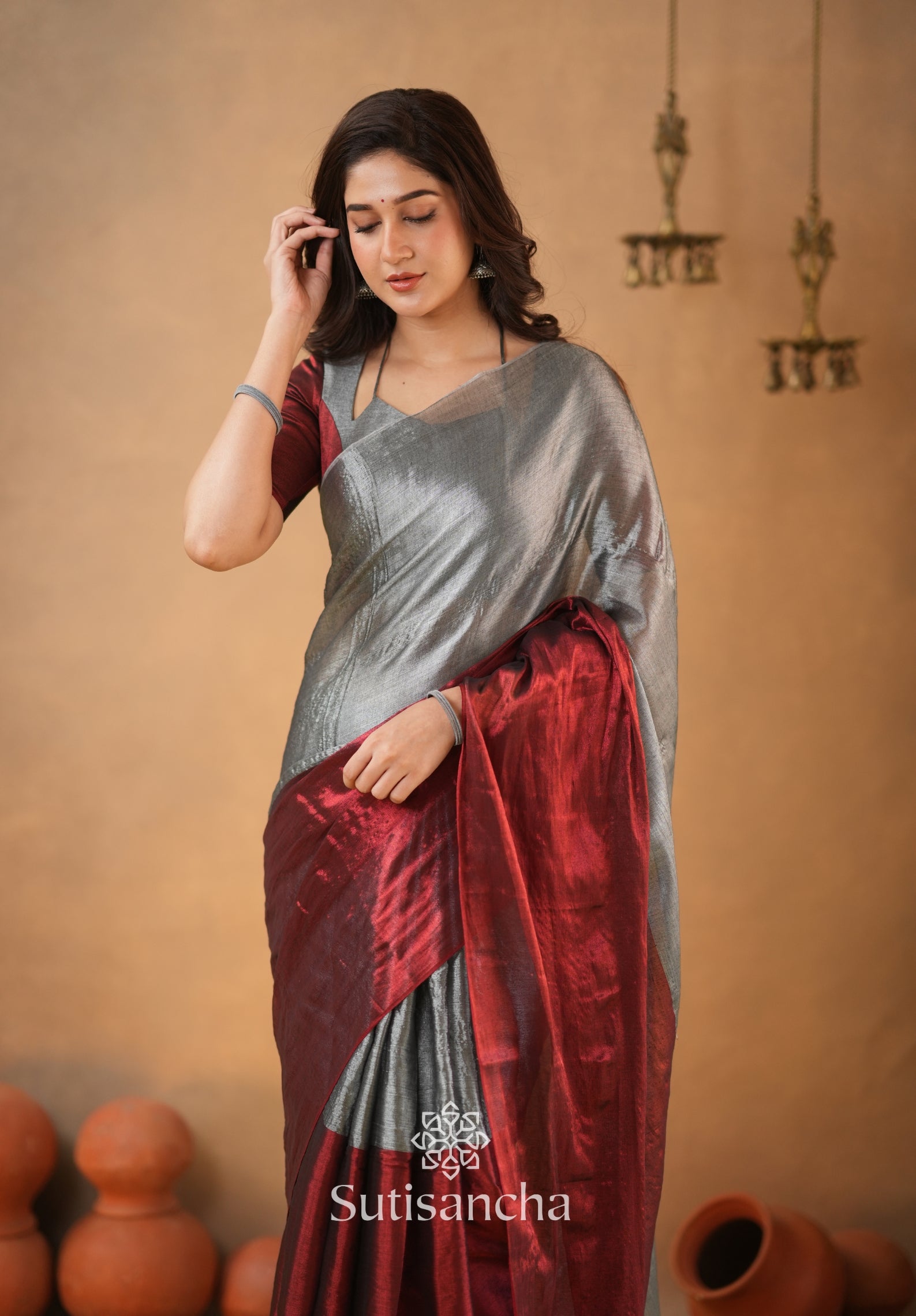 Regal Split Elegance Handloom Tissue Cotton Saree