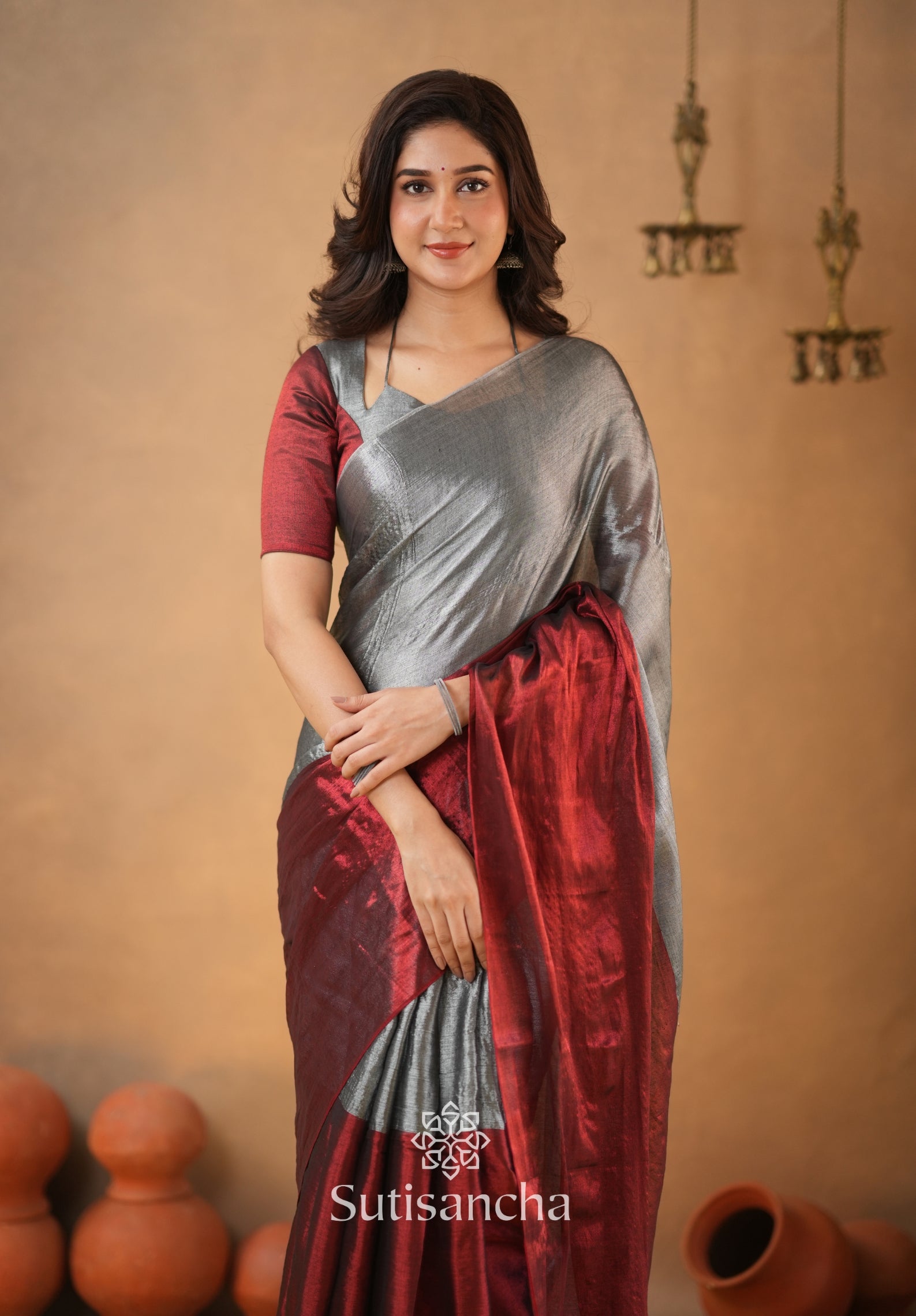 Regal Split Elegance Handloom Tissue Cotton Saree