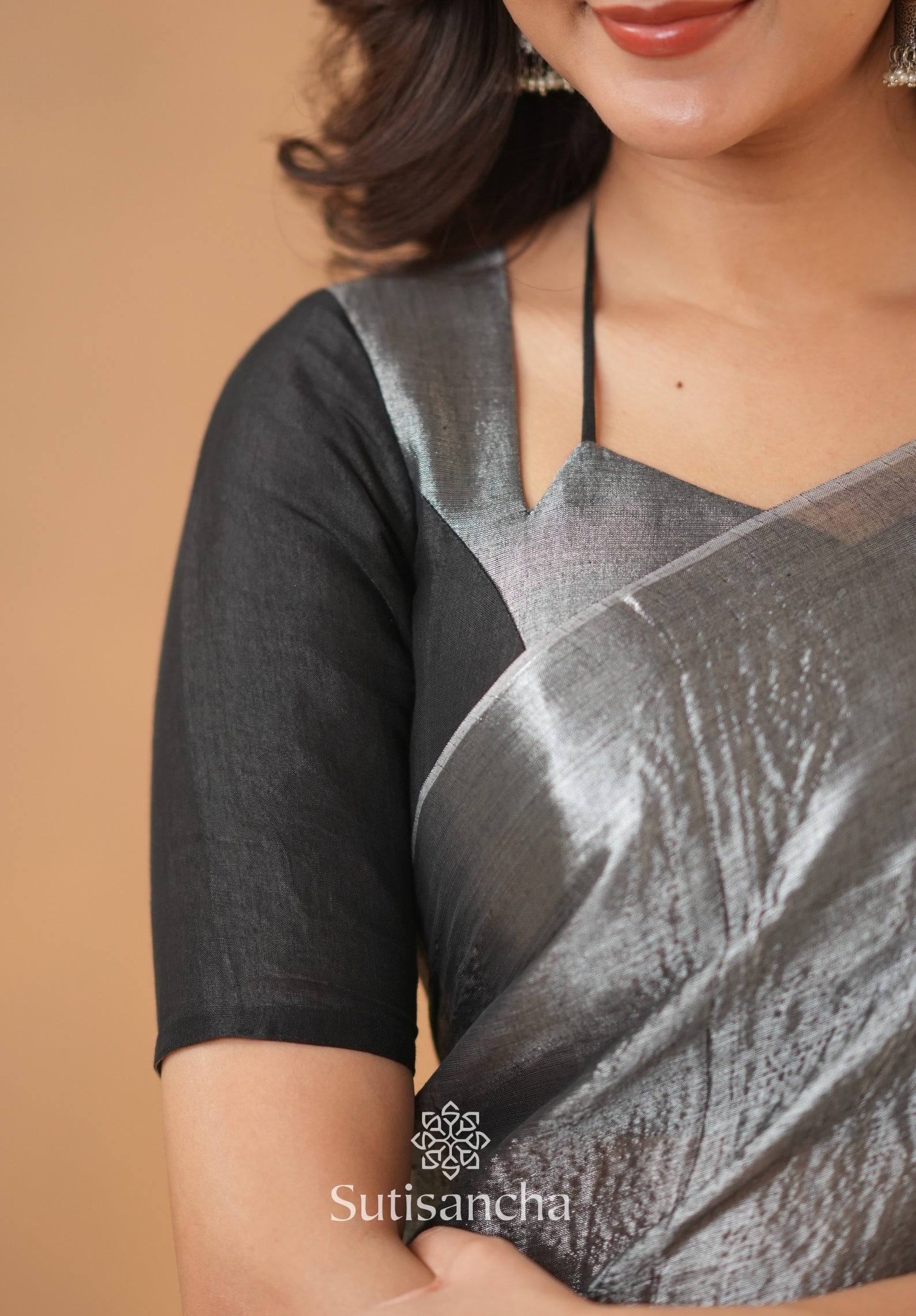 Regal Split Elegance Handloom Tissue Cotton Saree