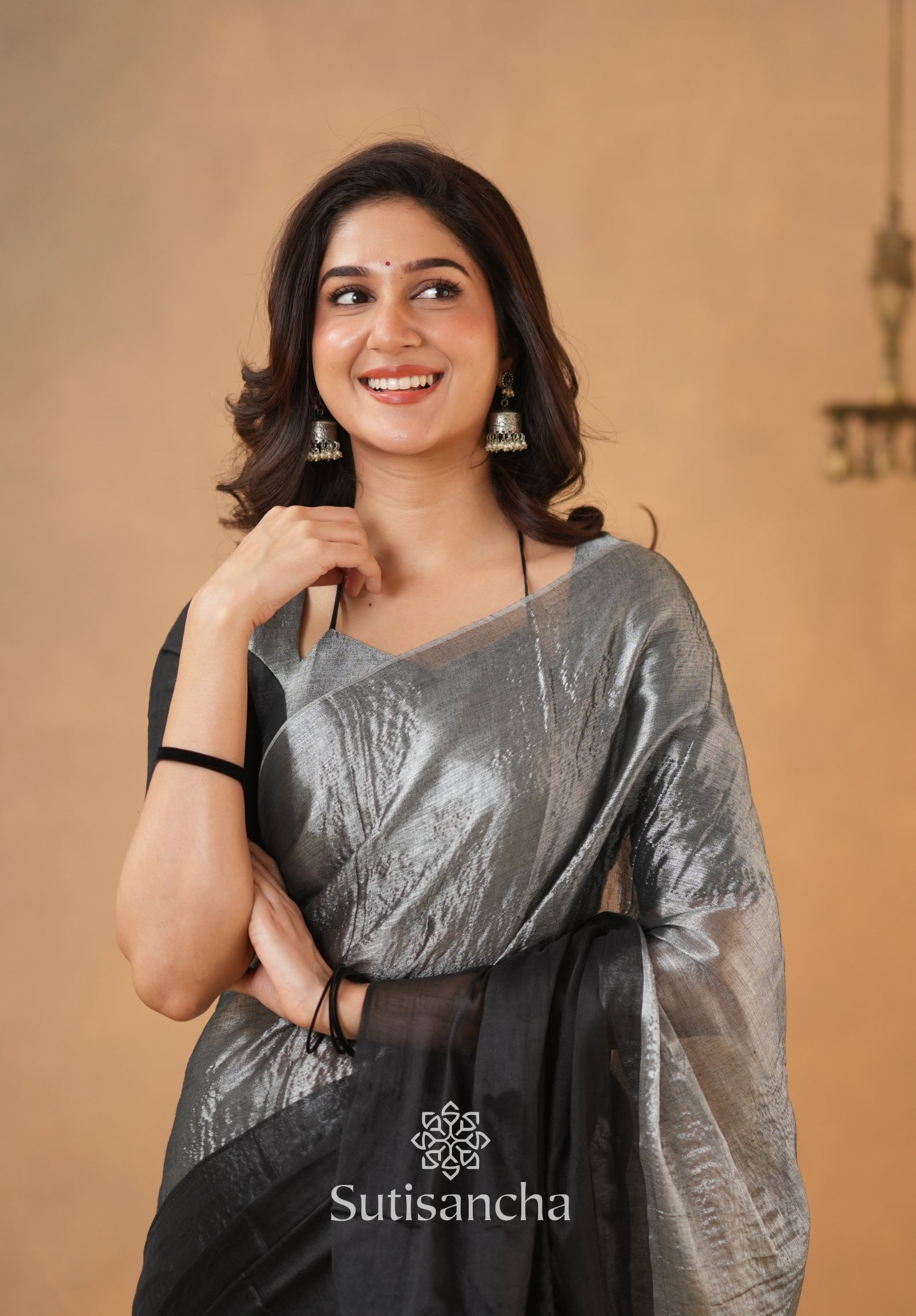 Regal Split Elegance Handloom Tissue Cotton Saree