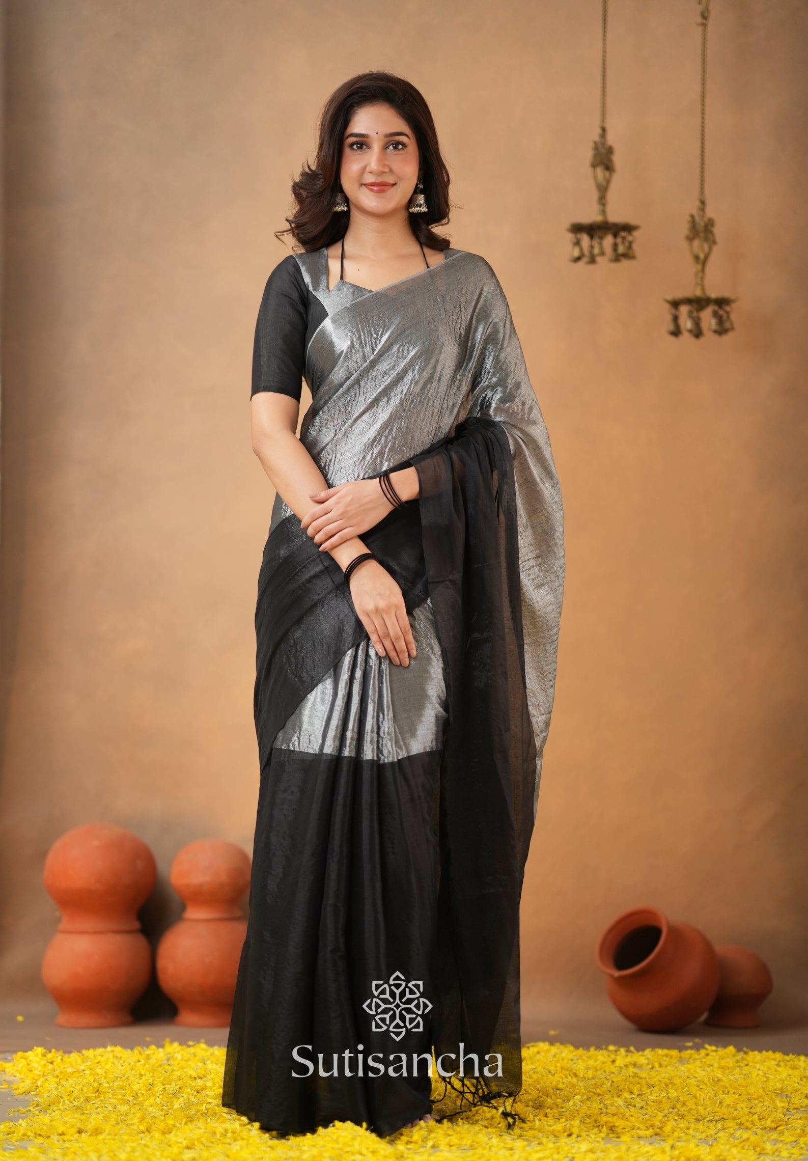 Regal Split Elegance Handloom Tissue Cotton Saree