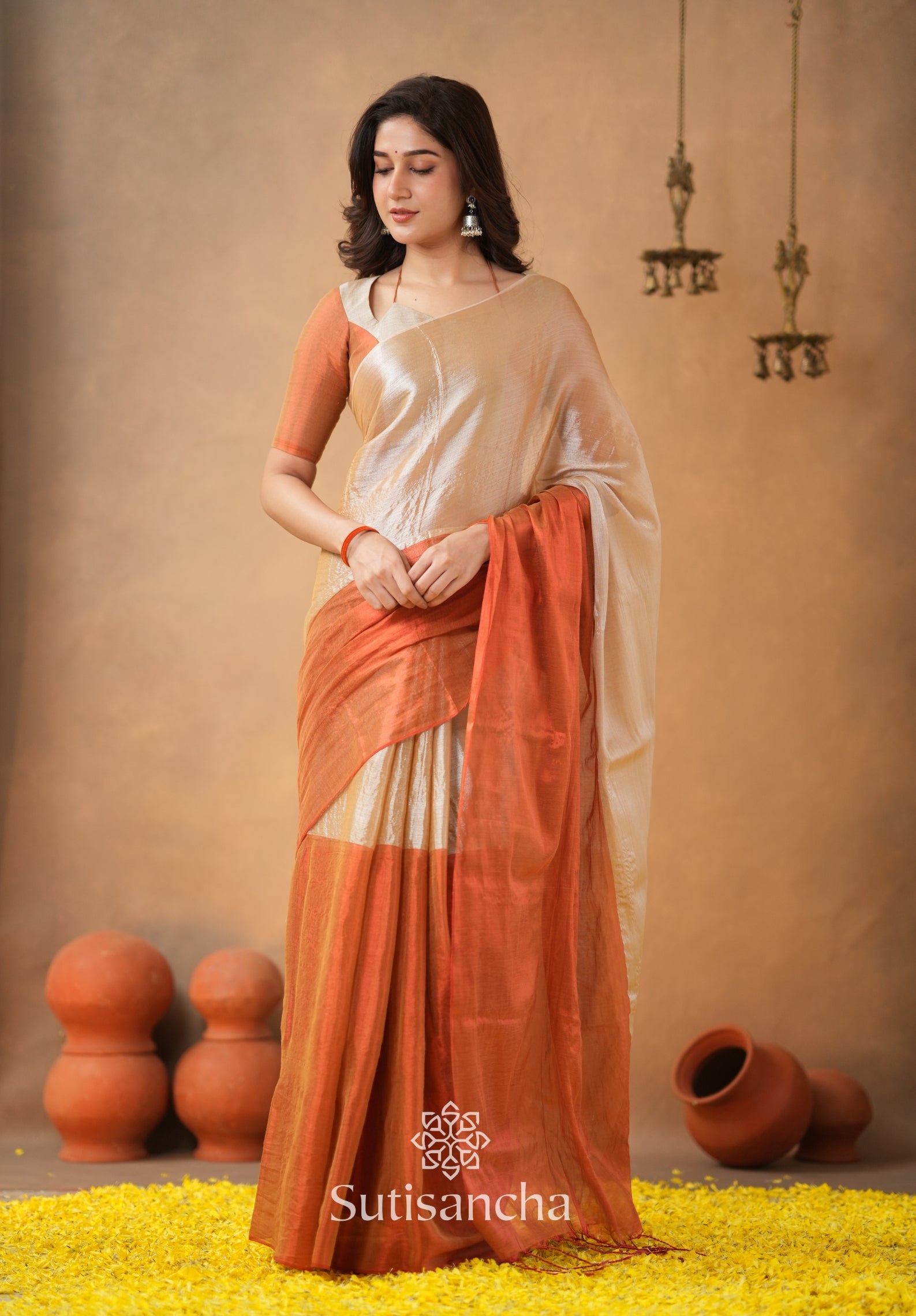 Regal Split Elegance Handloom Tissue Cotton Saree
