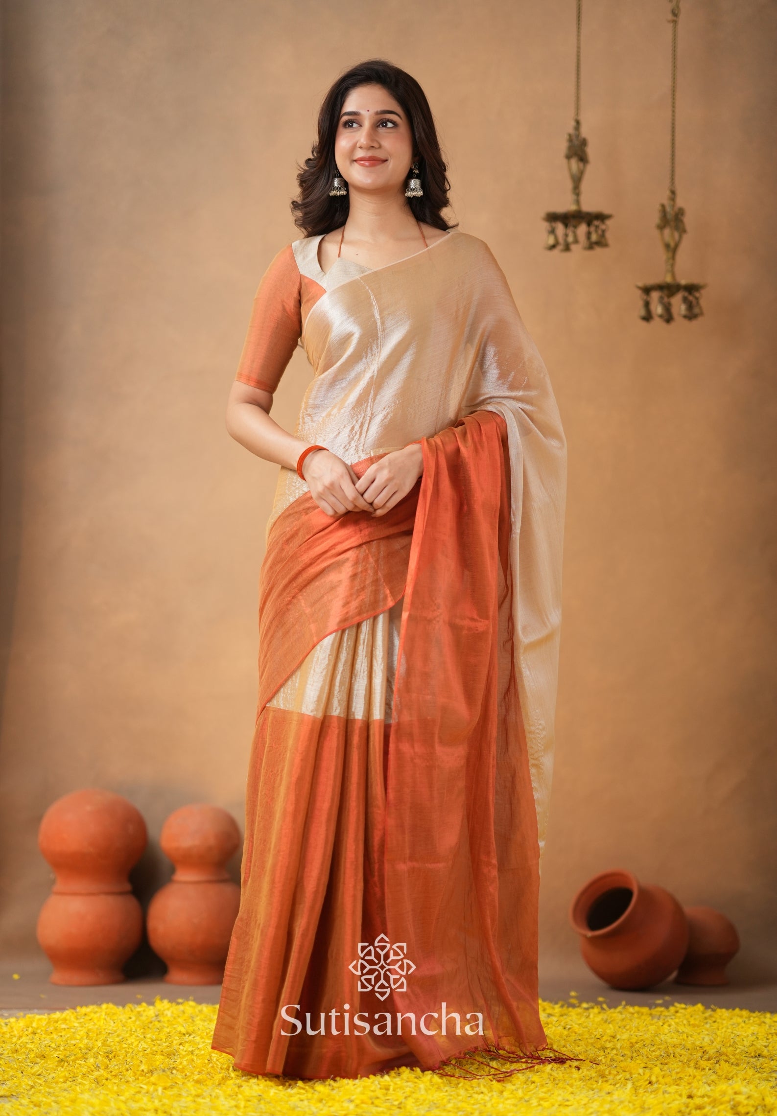 Regal Split Elegance Handloom Tissue Cotton Saree