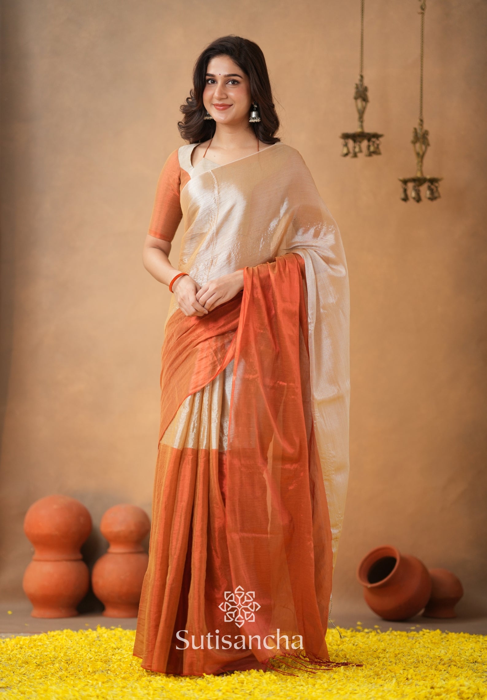 Regal Split Elegance Handloom Tissue Cotton Saree