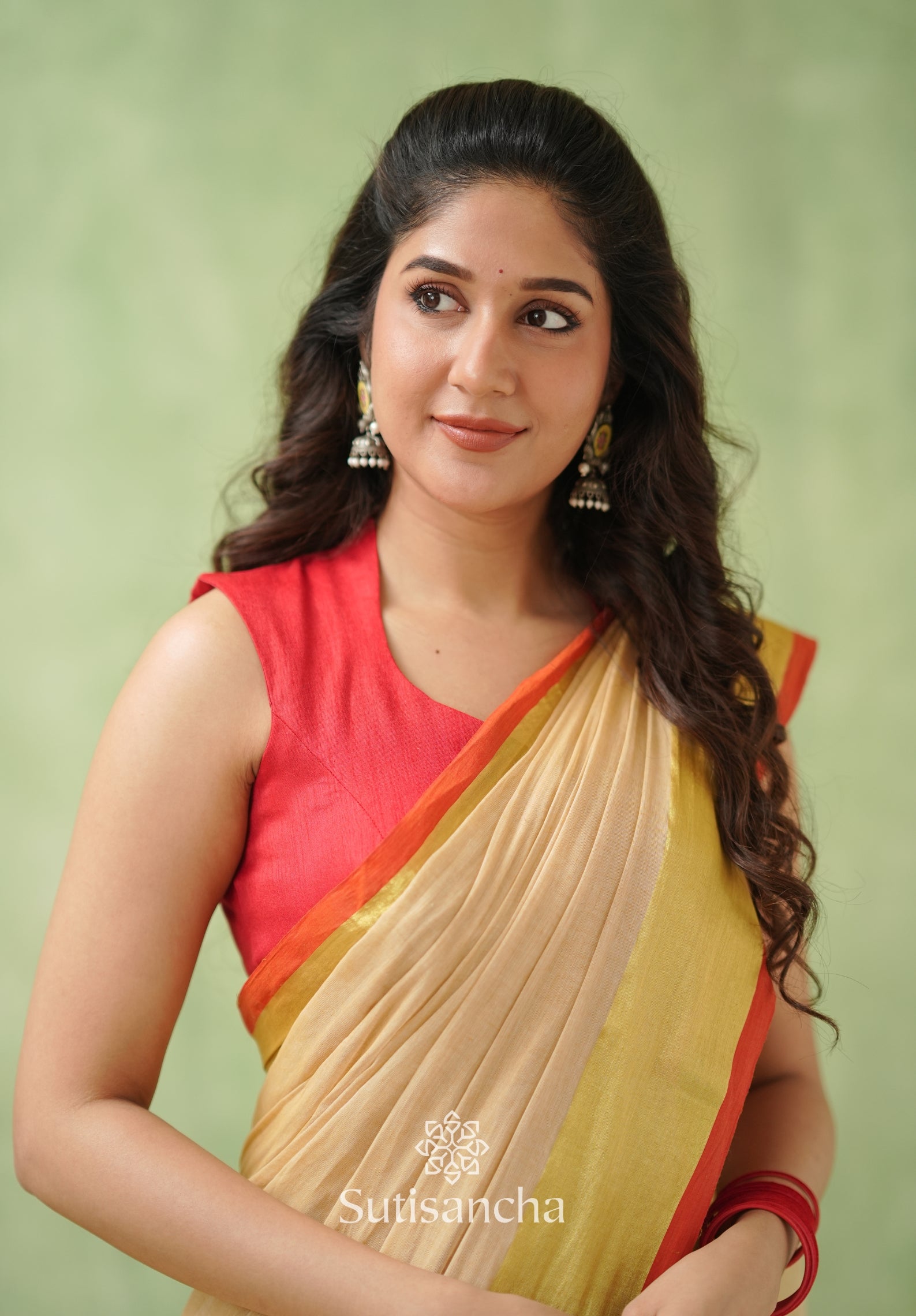 Golden Edge Classic Mul Saree