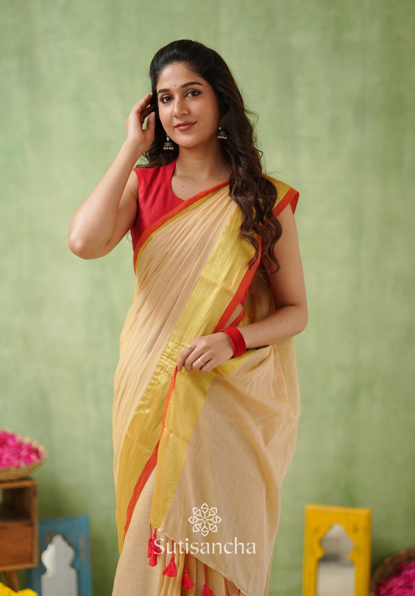 Golden Edge Classic Mul Saree