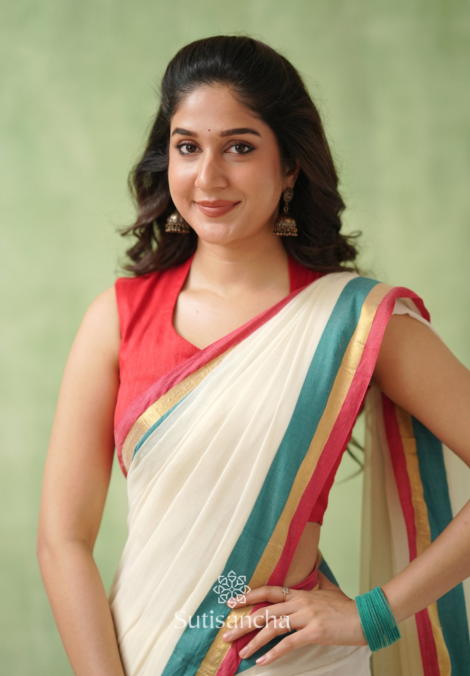 Golden Edge Classic Mul Saree