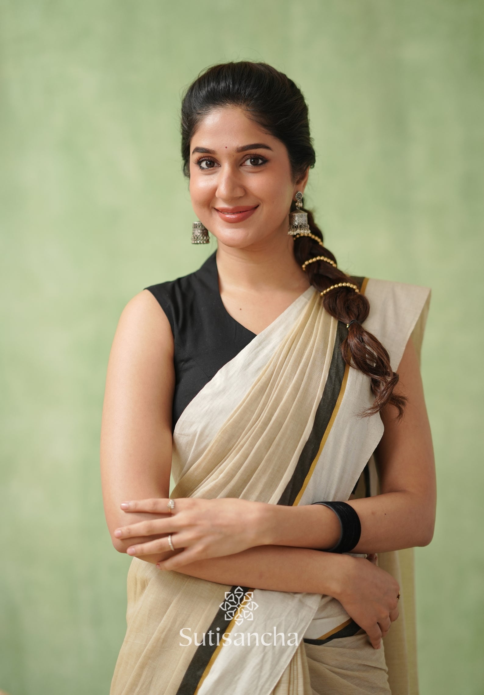 Luminous Charm Mul Saree