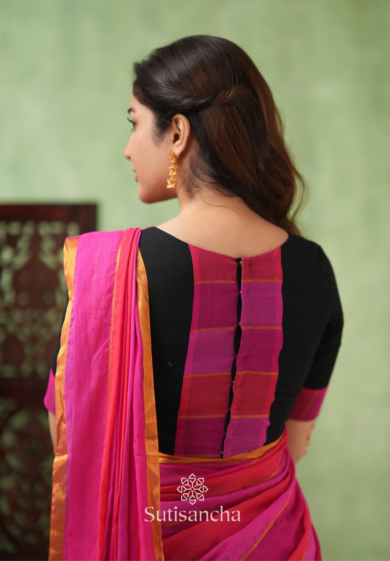 Threads of Joy – Multicolor Mul Cotton Magic