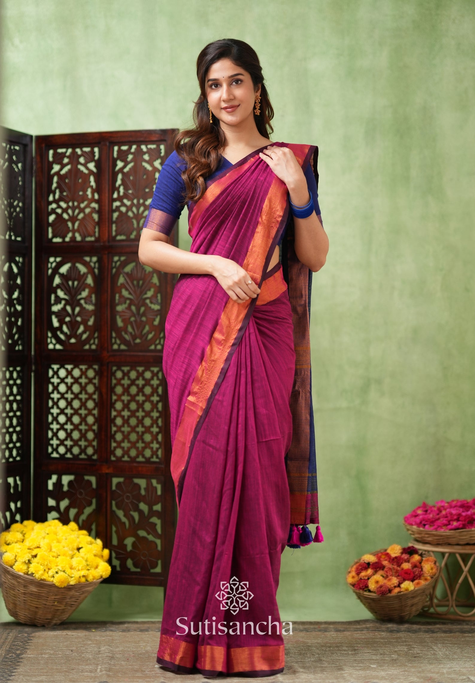 Royal Roots Revived Golden Border Cotton Saree