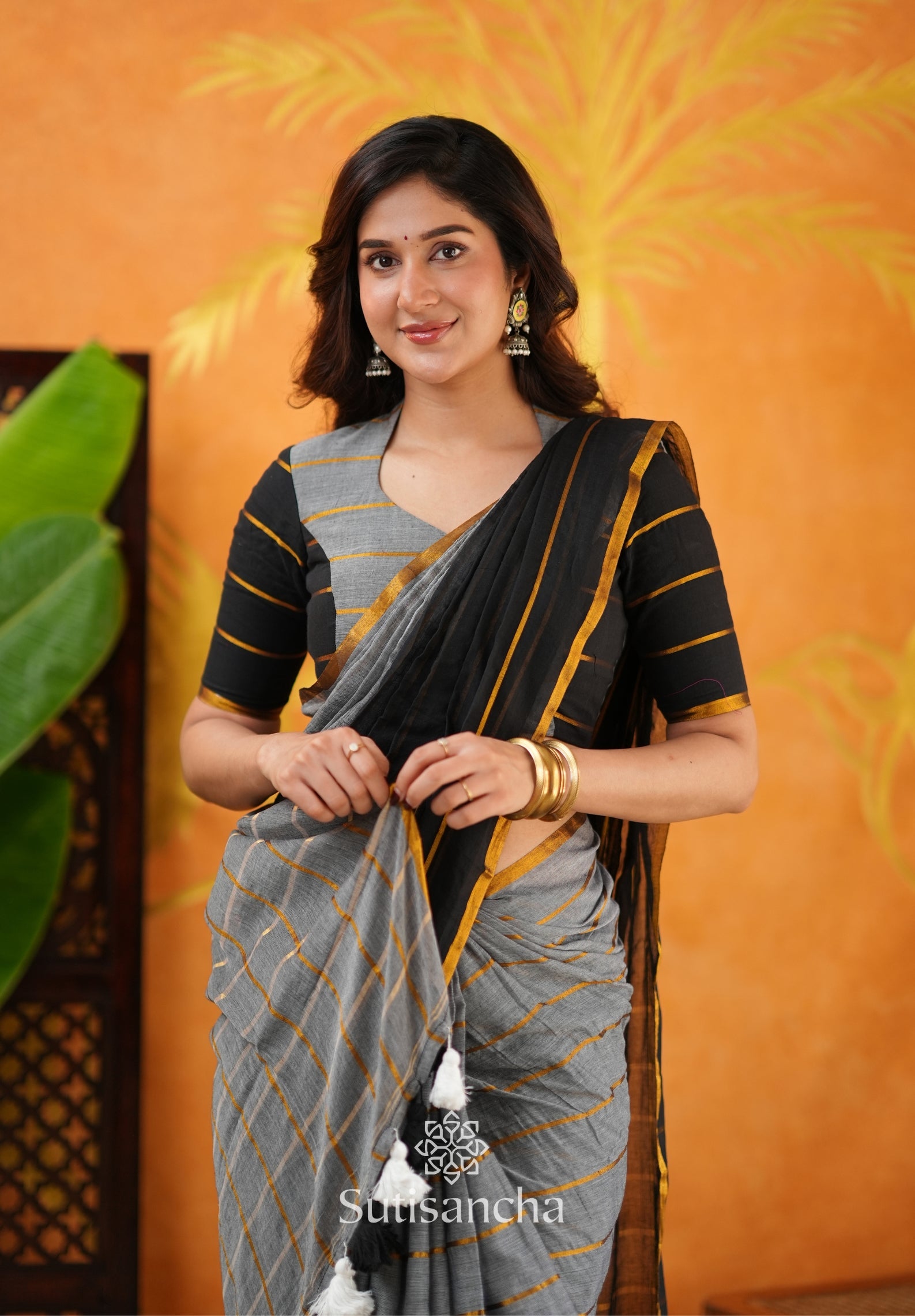Urban Ethnic Mul Cotton Saree