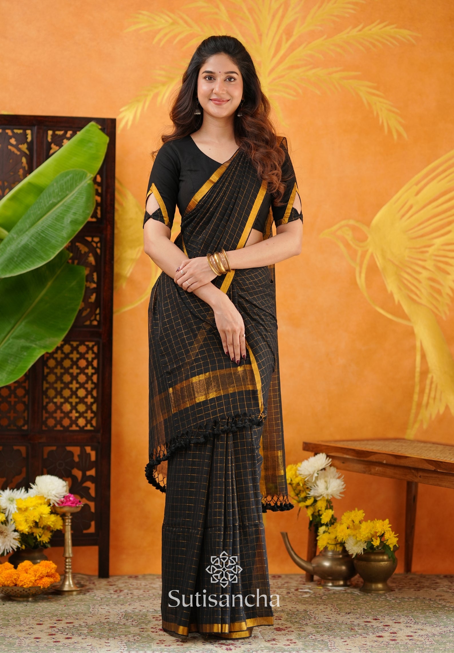 Golden Grid Classic Mul Cotton Saree