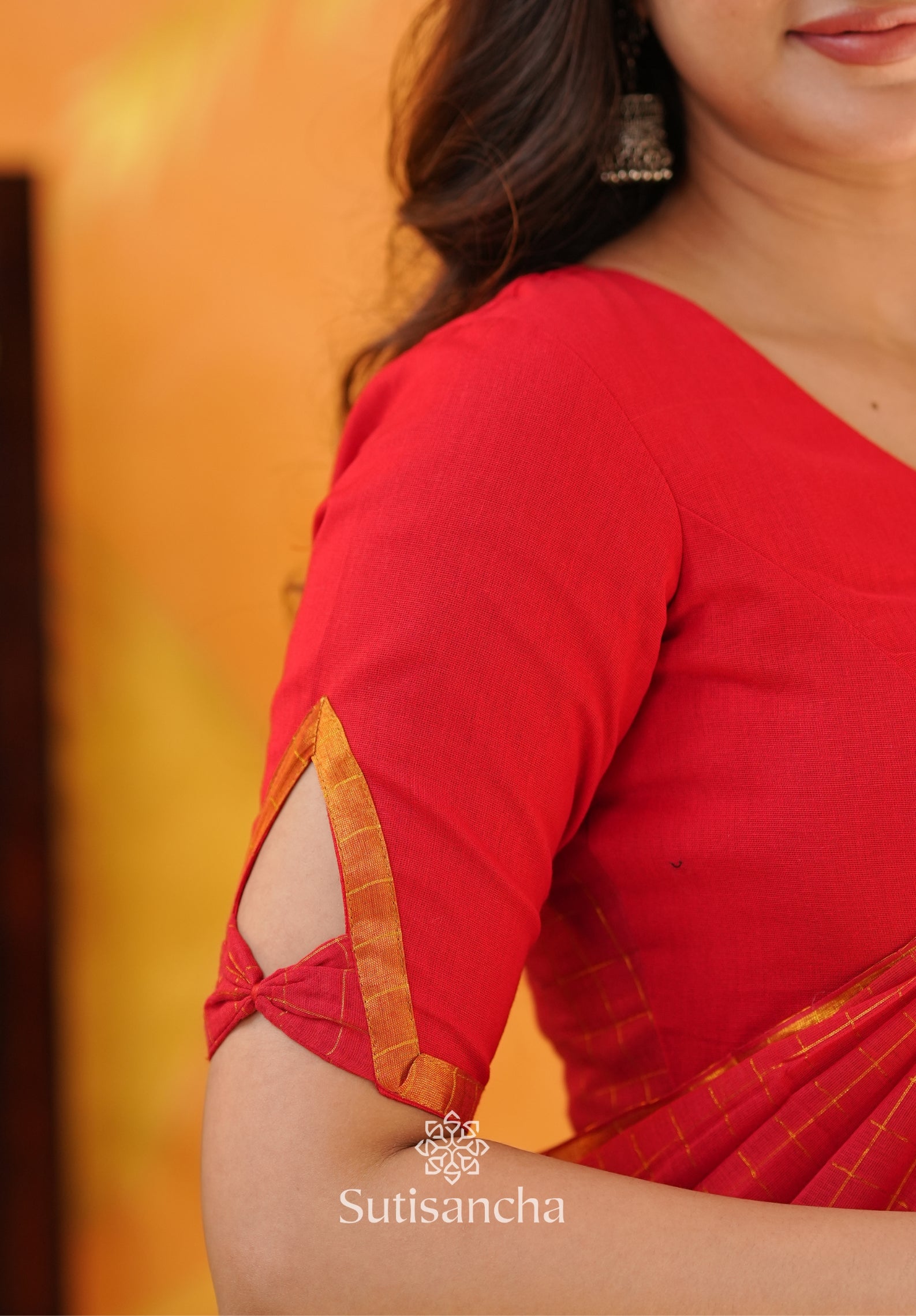 Golden Grid Classic Mul Cotton Saree