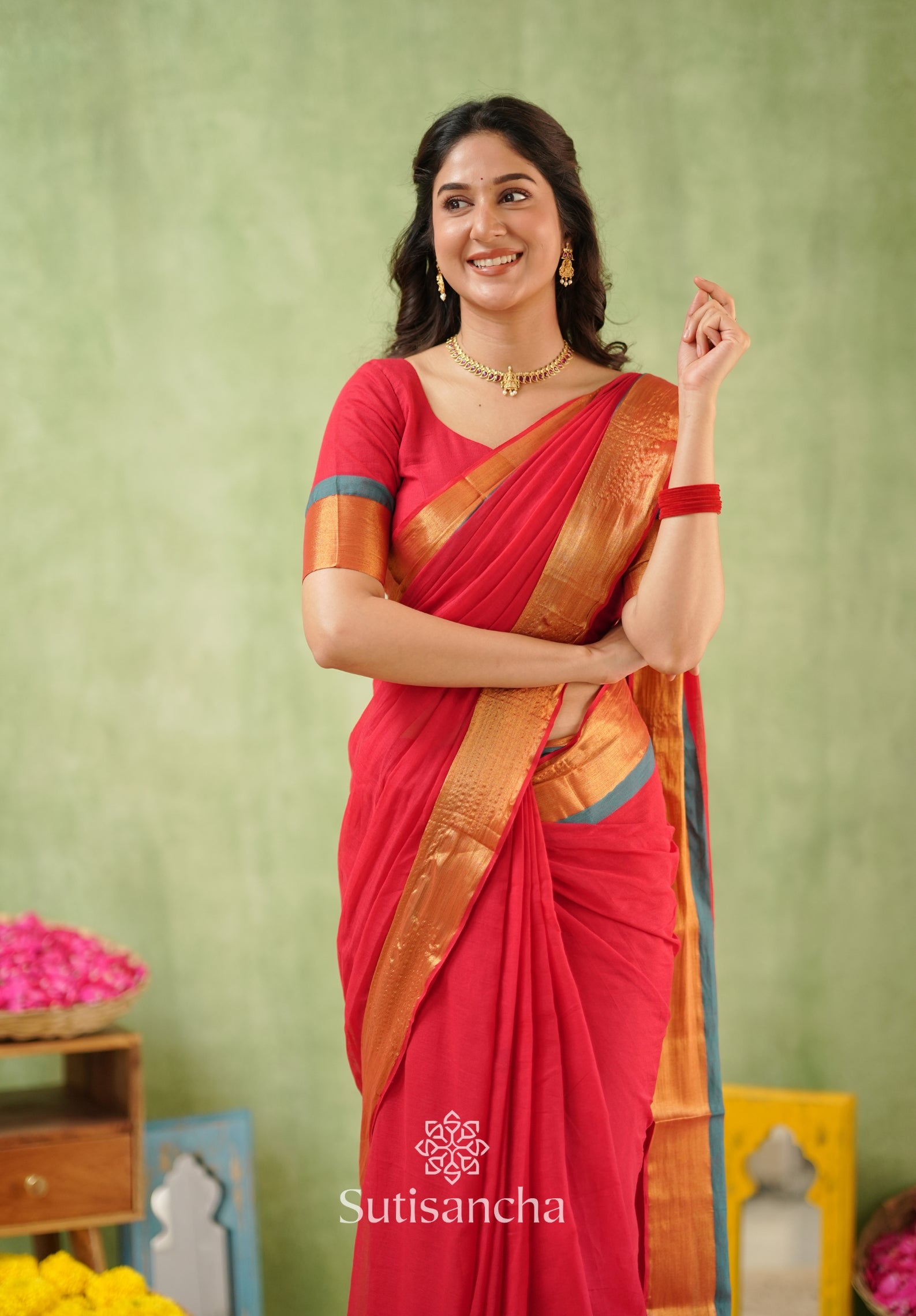 Golden Edge Classic Mul Saree