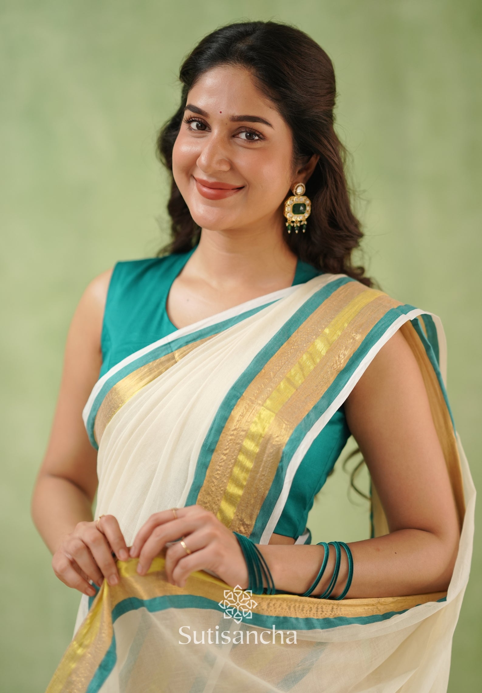 Rama Radiance – Mul Cotton Saree with Golden Edge