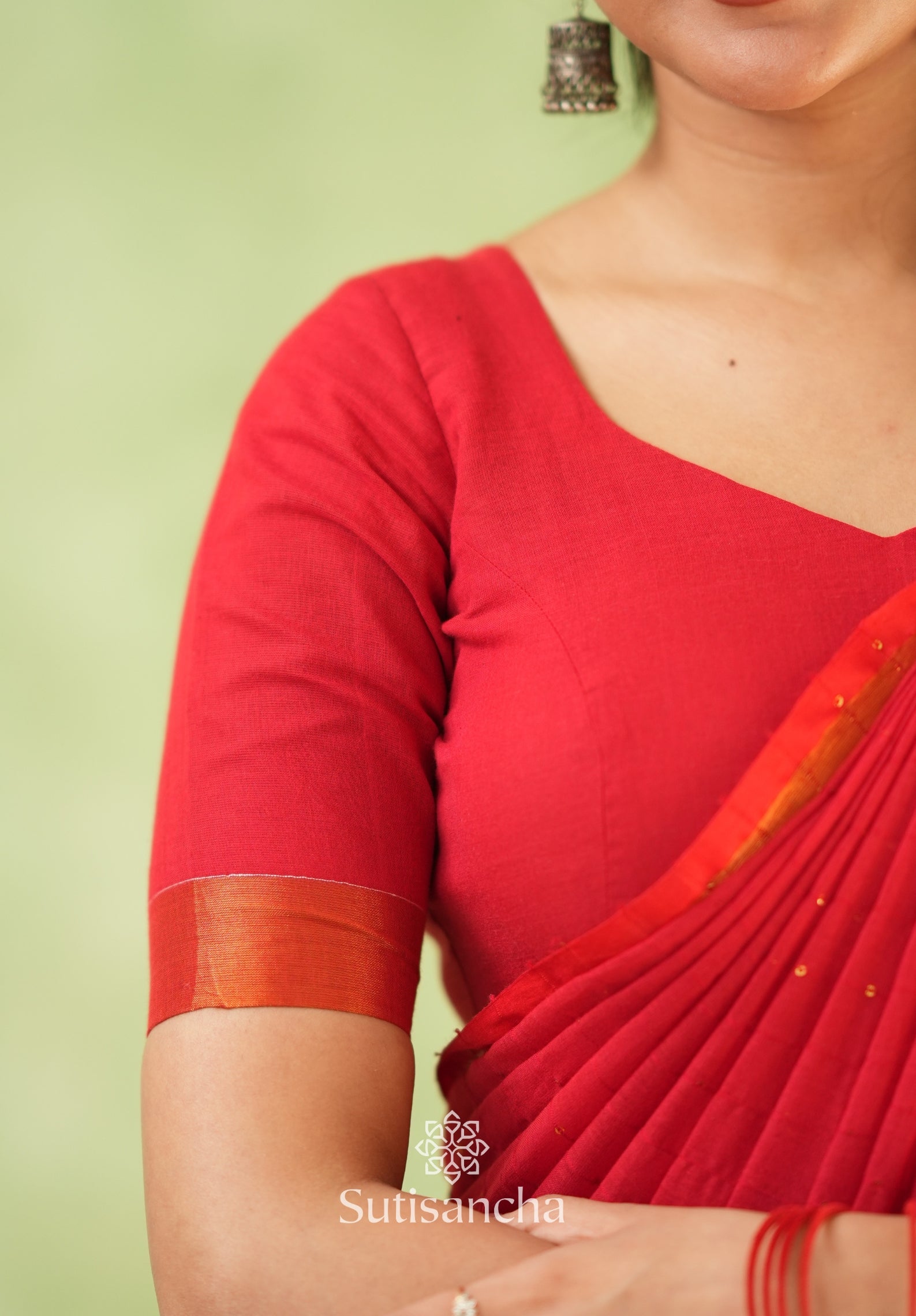 Sitaara Mul: Handwoven Sequin Elegance