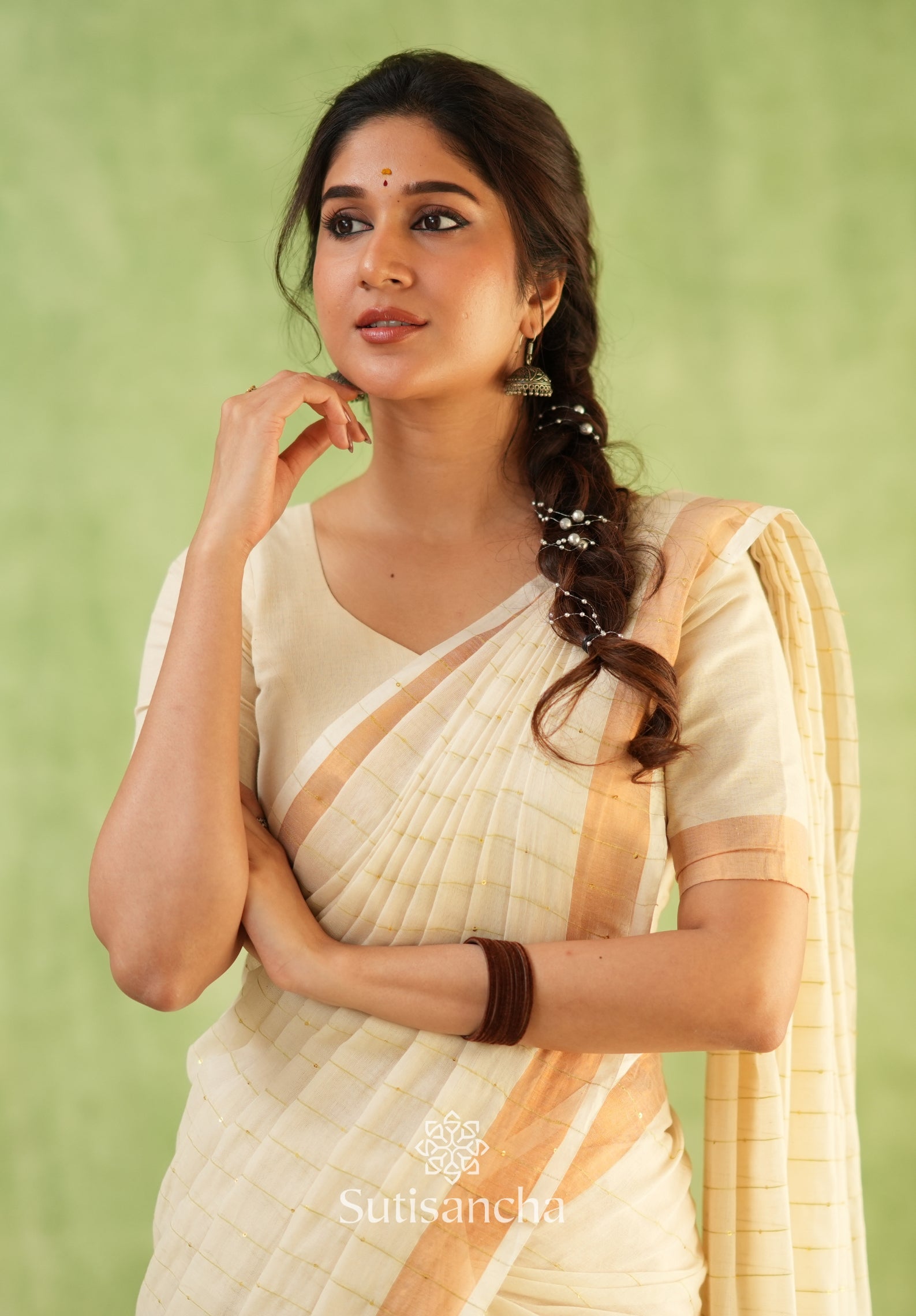 Sitaara Mul: Handwoven Sequin Elegance