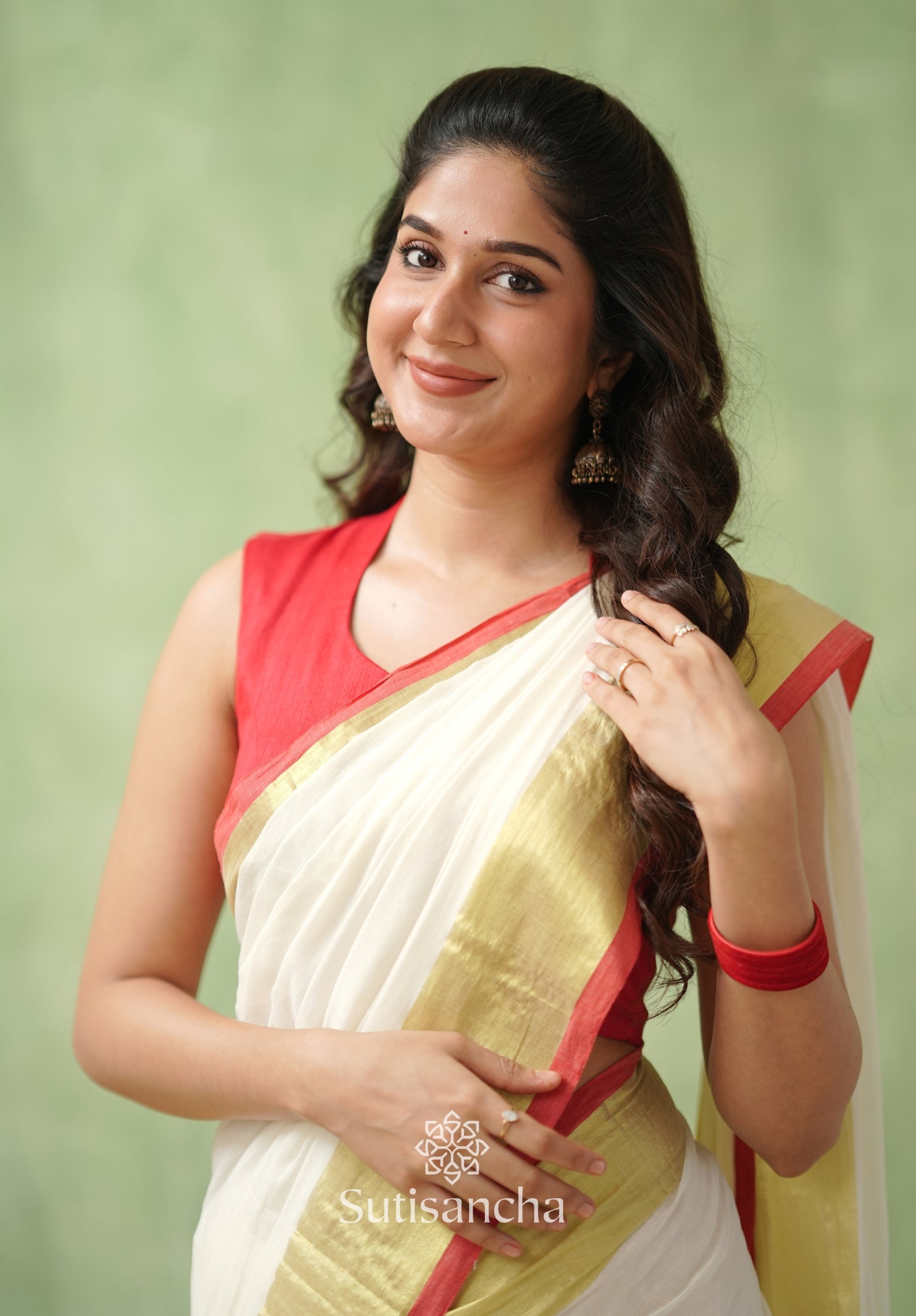 Golden Edge Classic Mul Saree