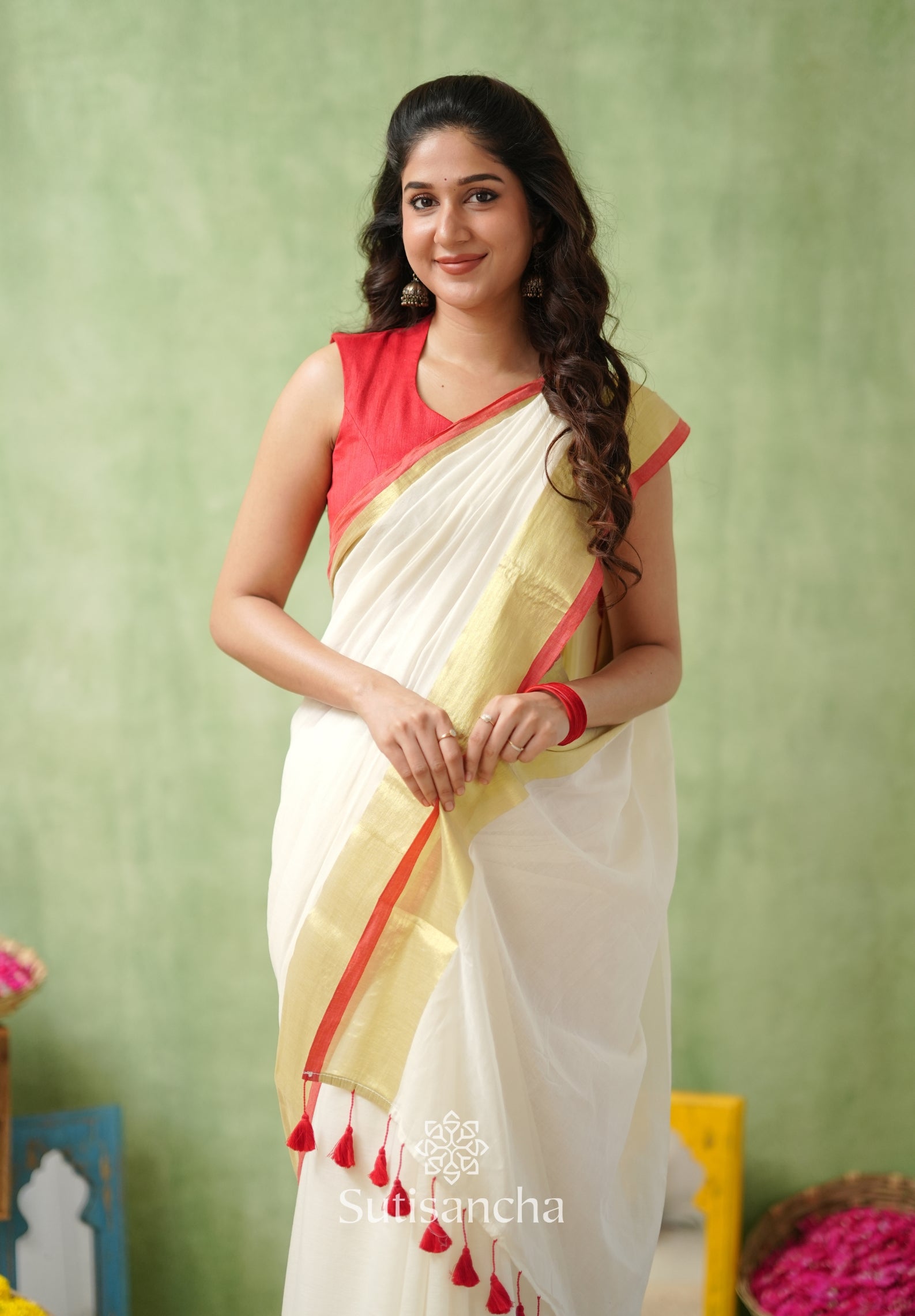 Golden Edge Classic Mul Saree