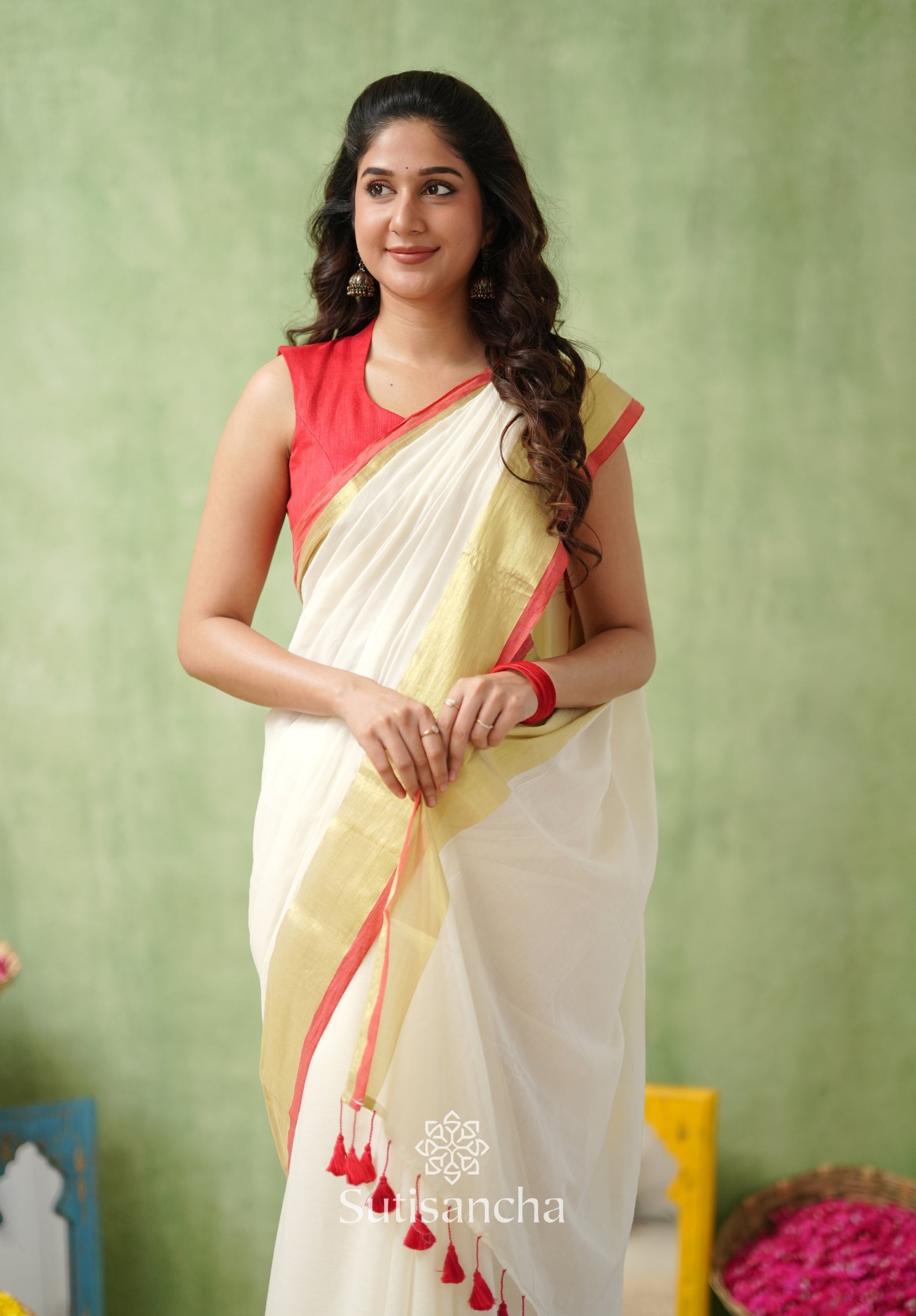 Golden Edge Classic Mul Saree