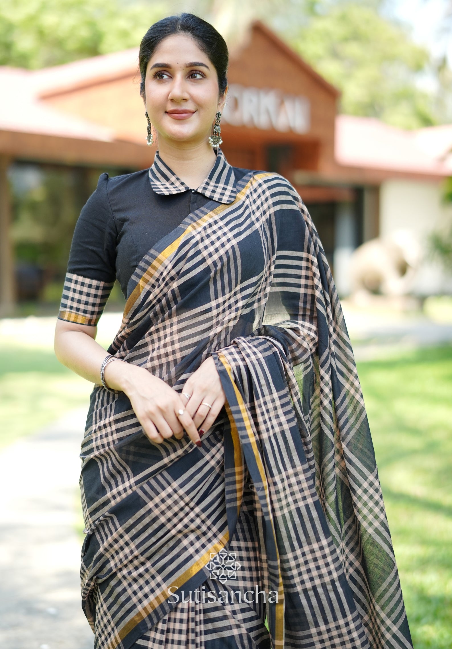 Black Loom Check Elegance Saree