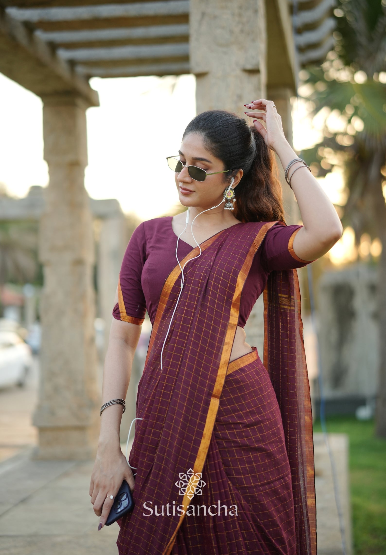 Golden Grid Classic Mul Cotton Saree