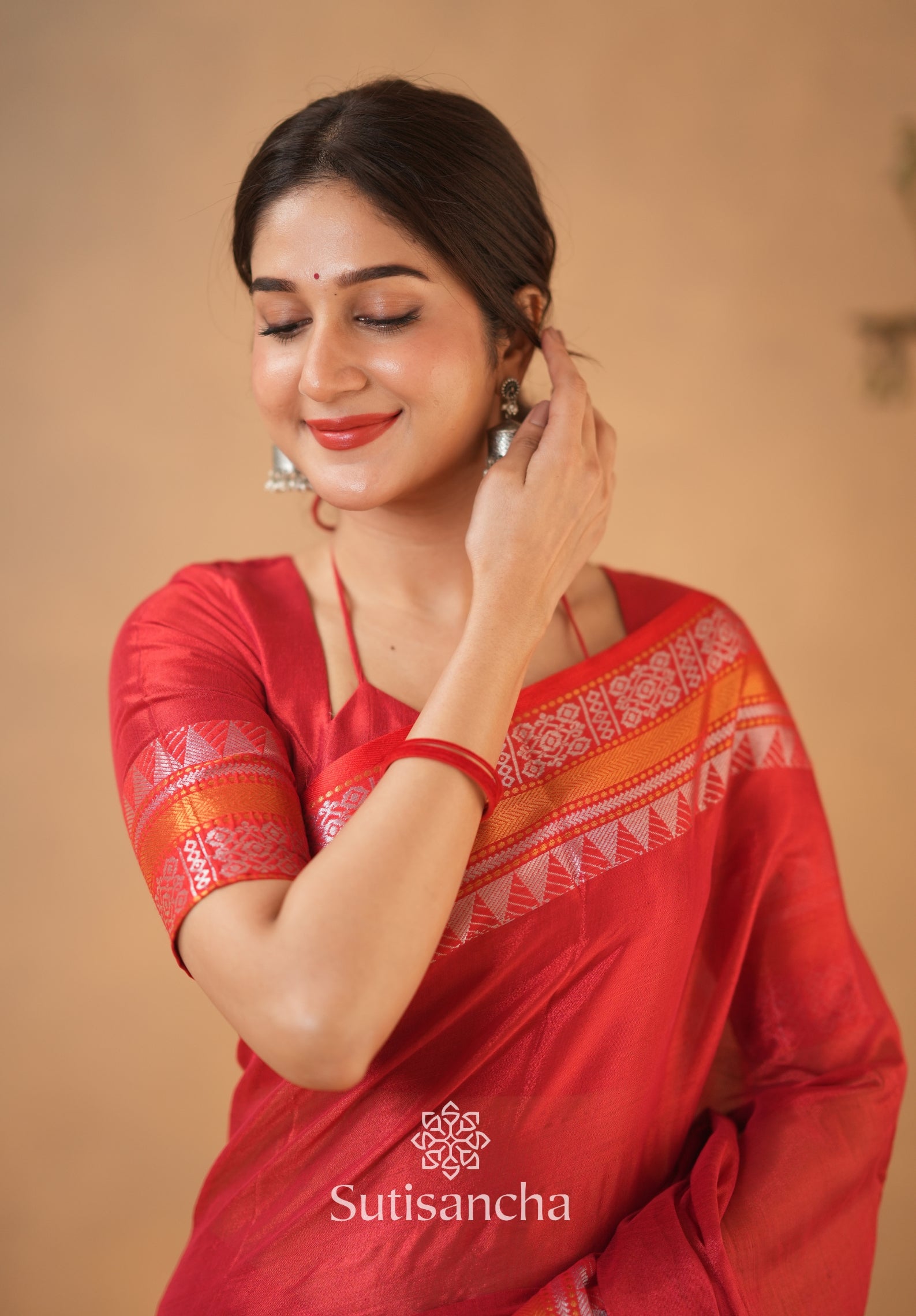 Artisan’s Touch: Red Handloom Tissue Cotton Saree