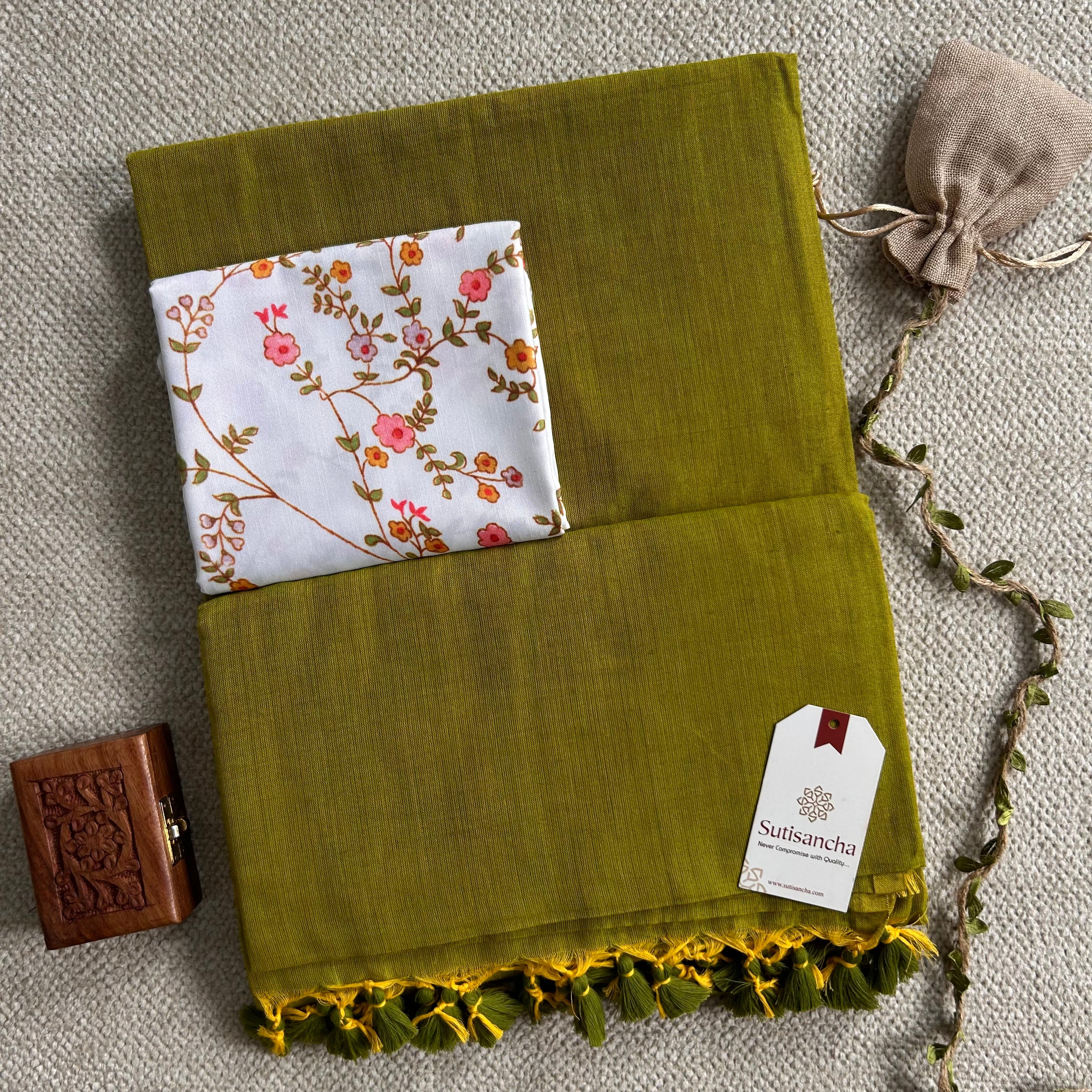 Sutisancha Lime colour Handloom Cotton Saree with Designer Blouse